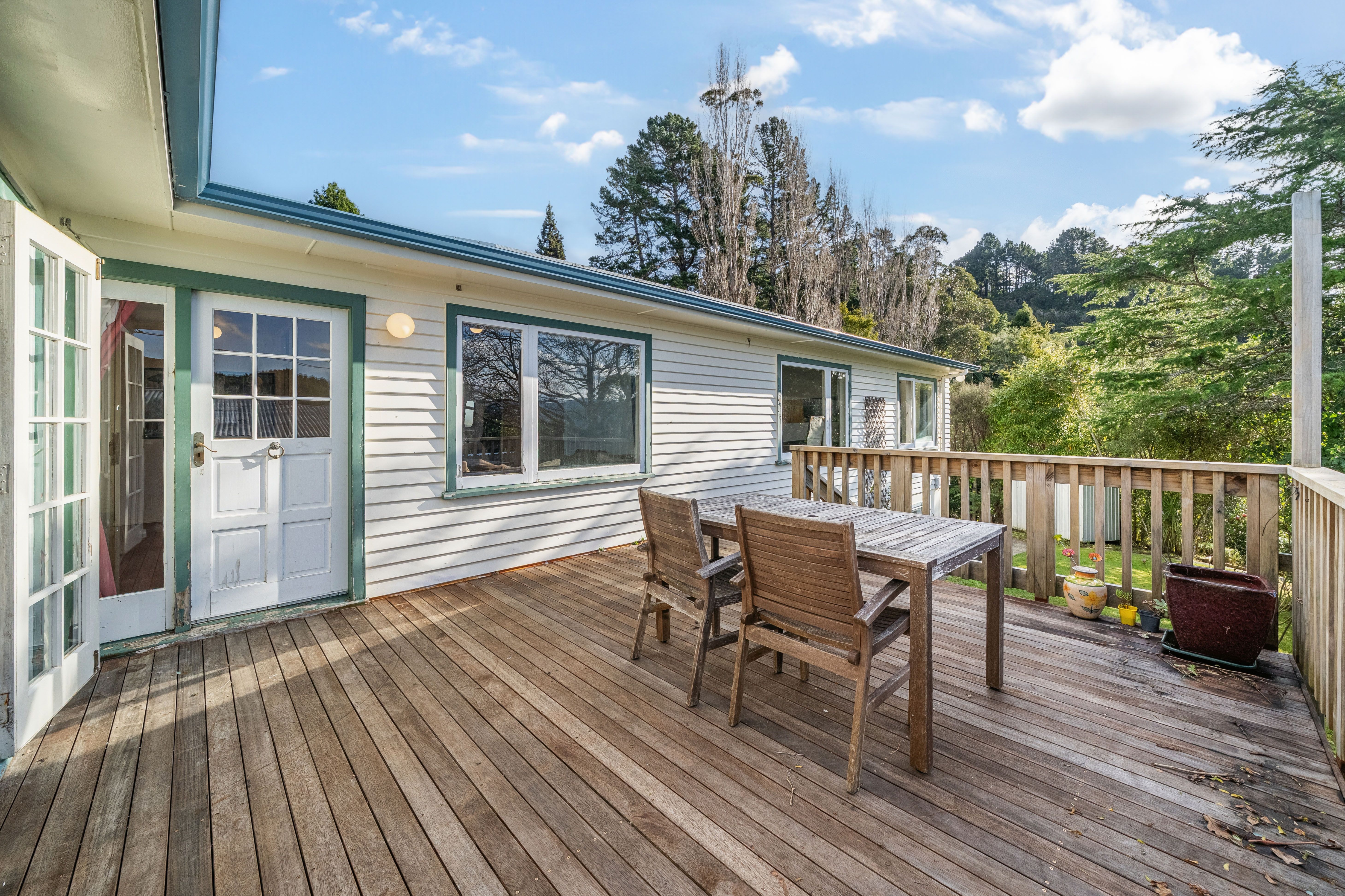 Photo 19 of 15 Winchester Avenue, Pinehaven, Upper Hutt