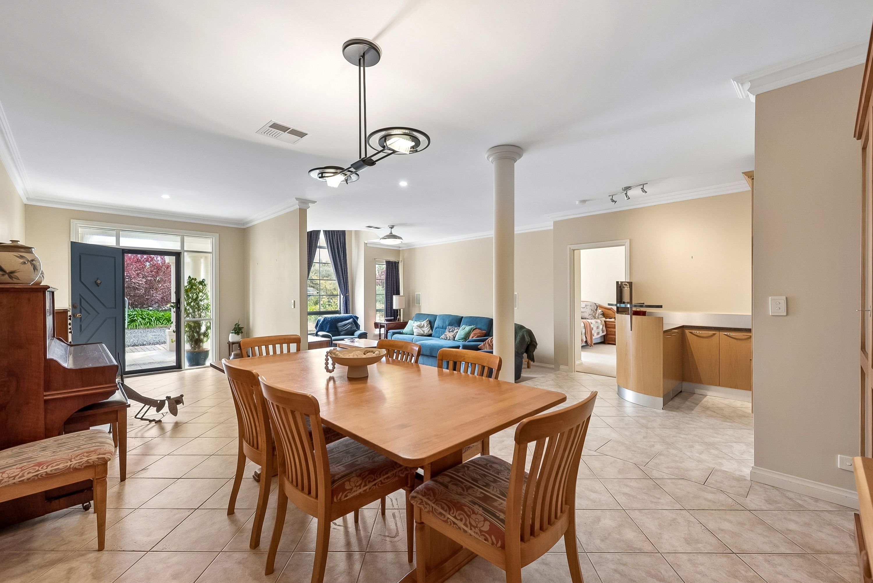 29 Horseshoe Drive — photo 4 of 30