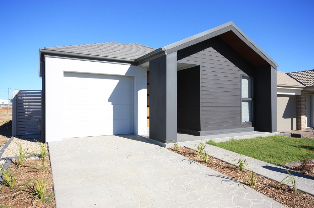 31 Barrett Street, Gregory Hills, NSW 2557