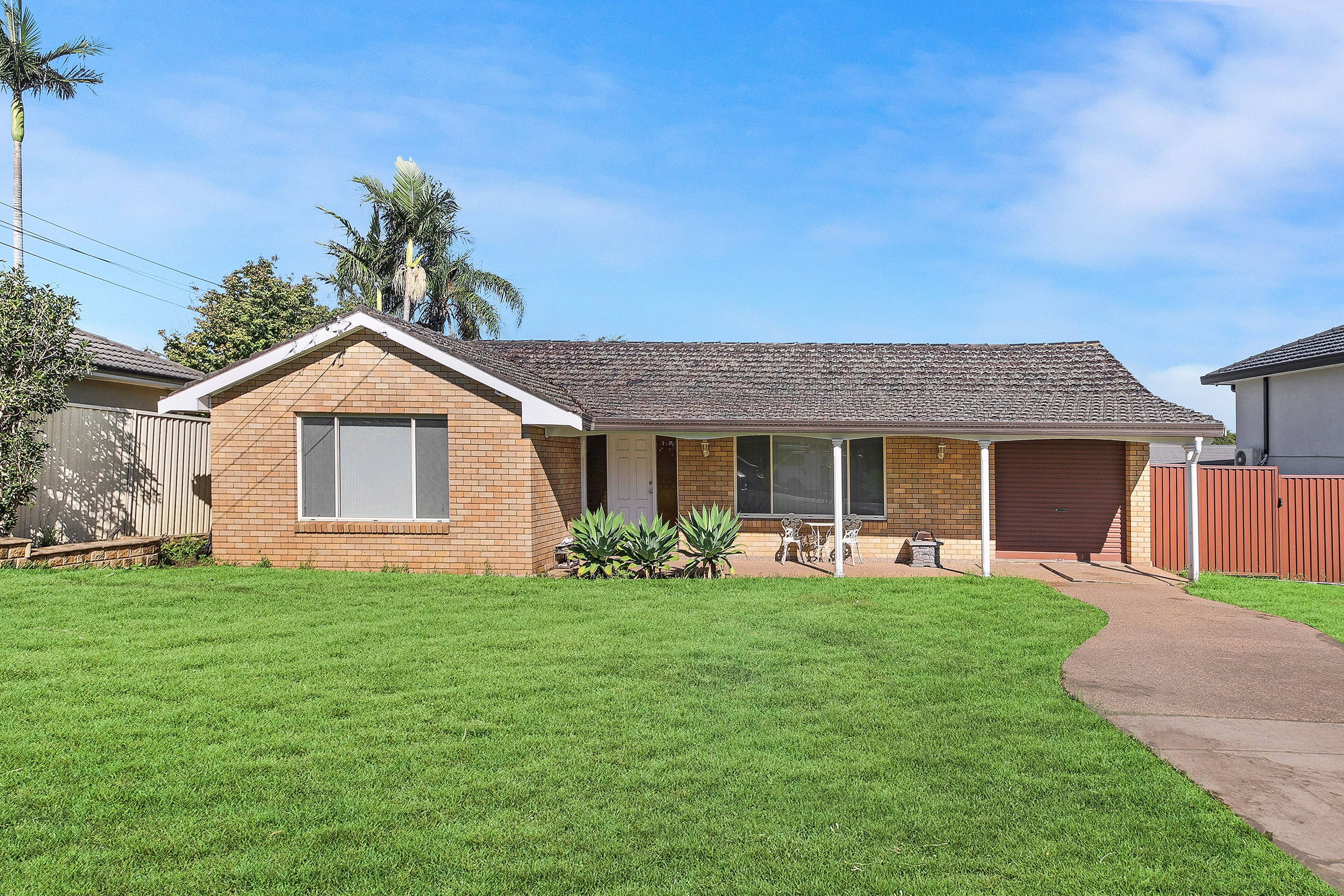 2 Bangalay Street, Georges Hall NSW 2198