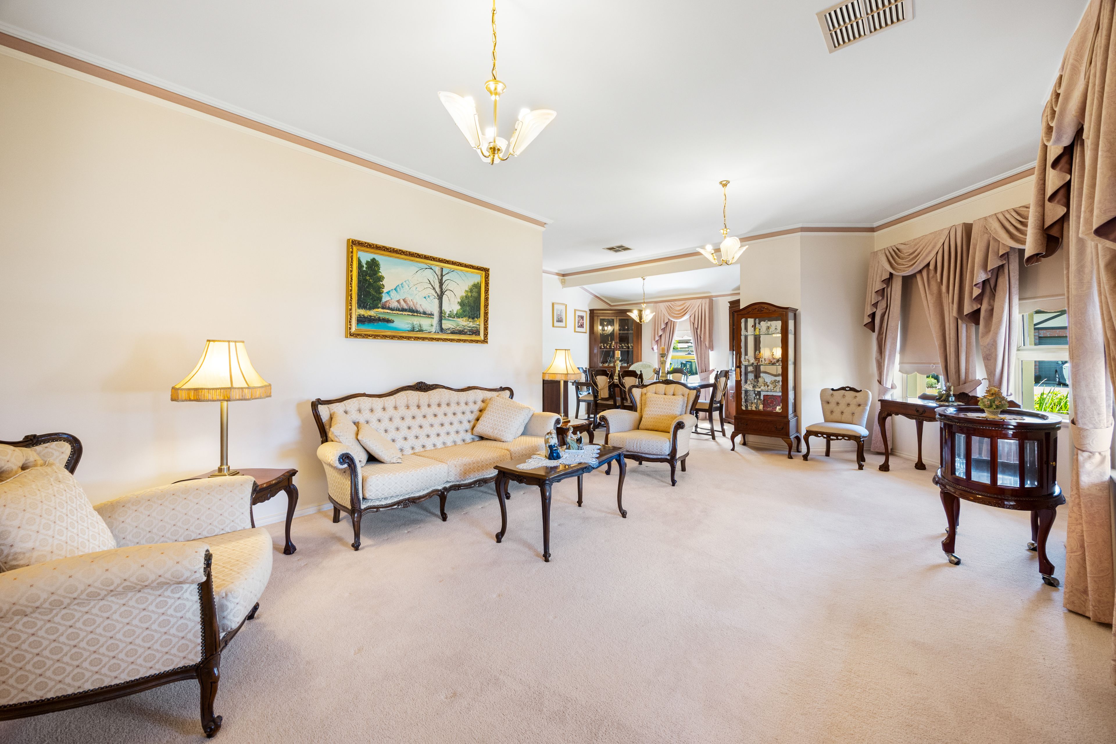 12 Tonellato Place — photo 4 of 18