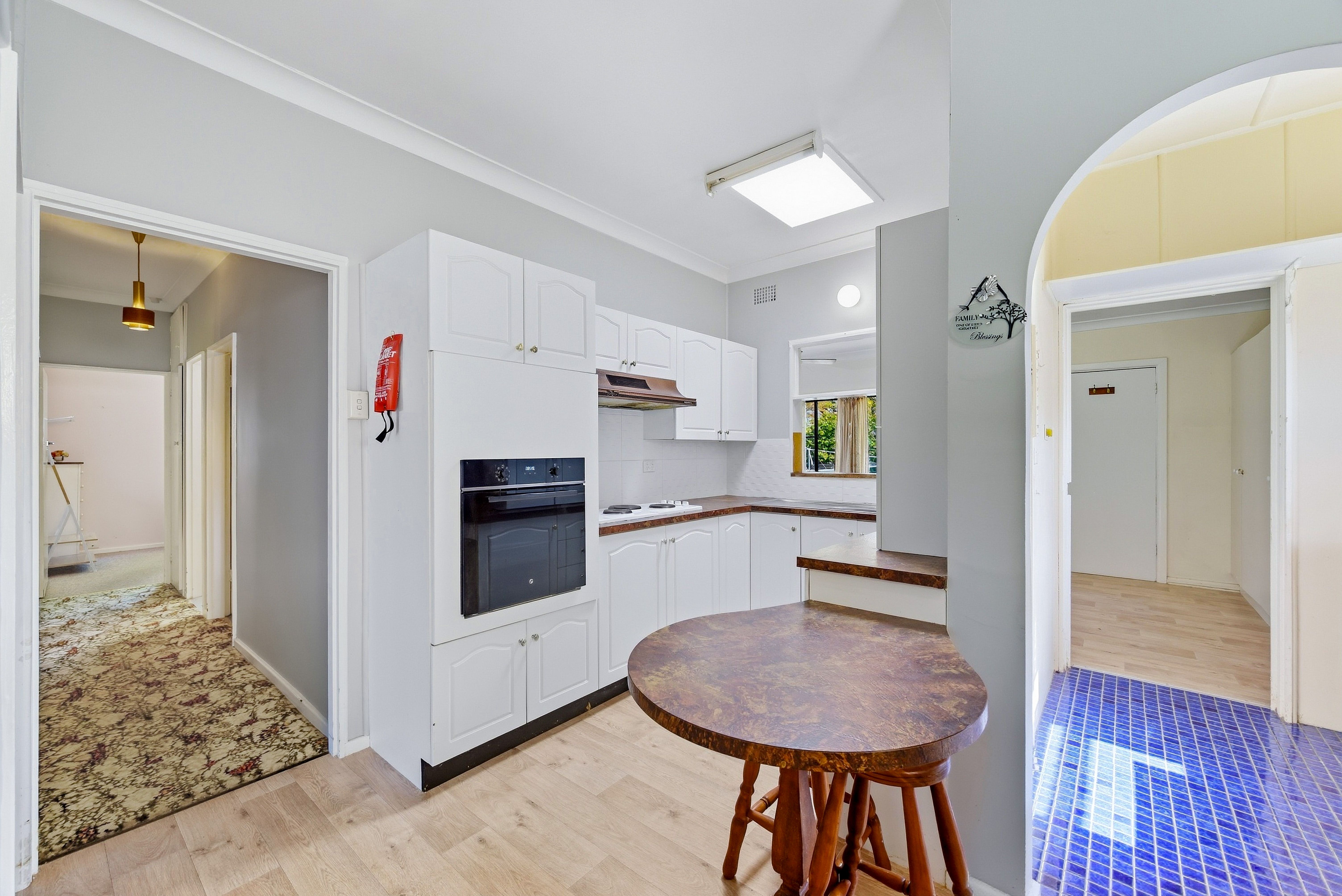1 Phelps Crescent — photo 6 of 12