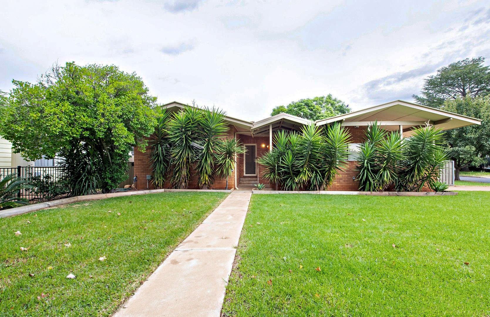 21 Roycox Crescent, Dubbo, NSW 2830 Leased House Ray White Dubbo