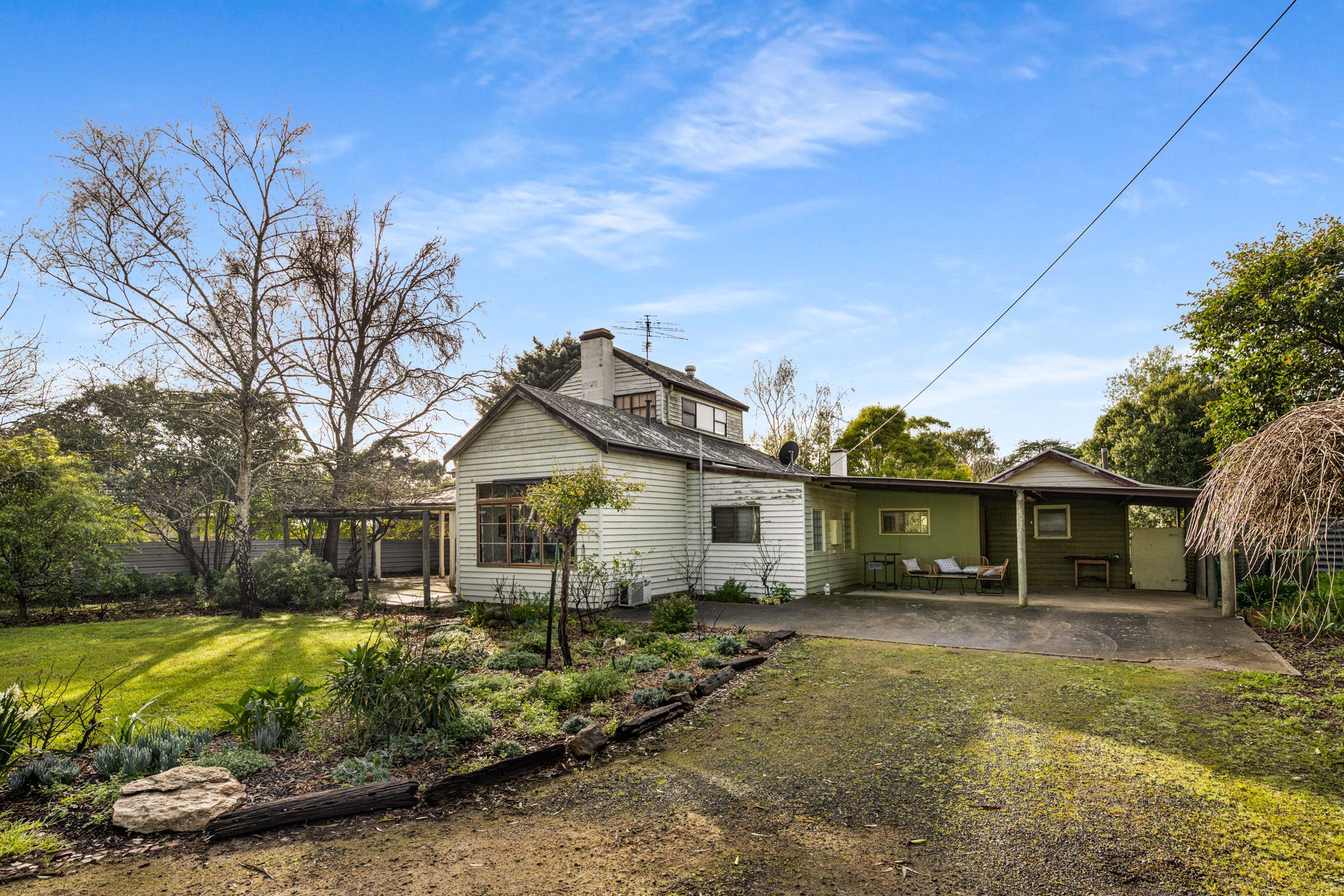 4B Julian Street East — photo 3 of 24