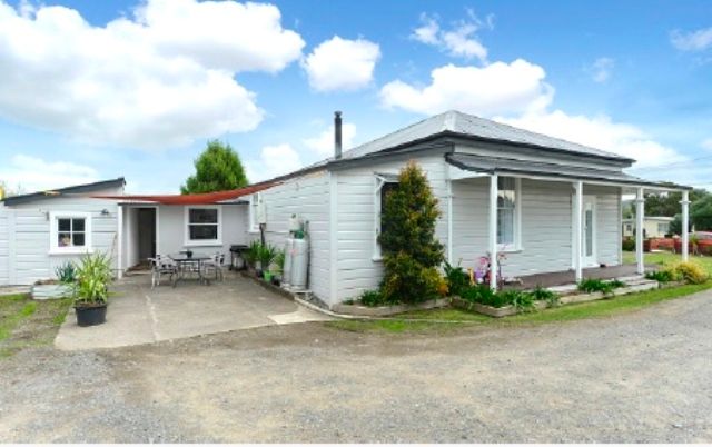 109A Racecourse Road, Waipukurau, Central Hawke's Bay District