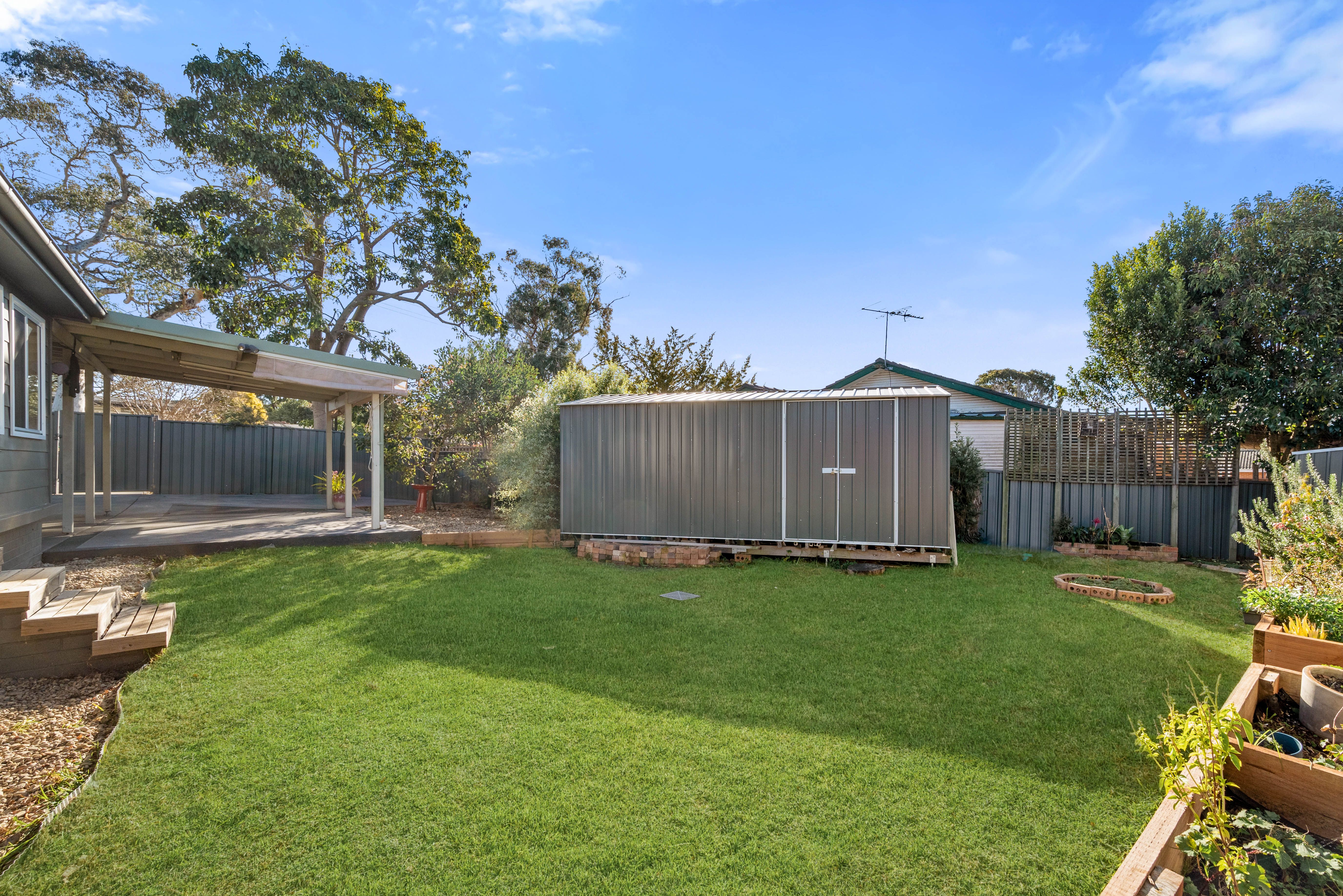 5 Campbellfield Avenue — photo 3 of 12