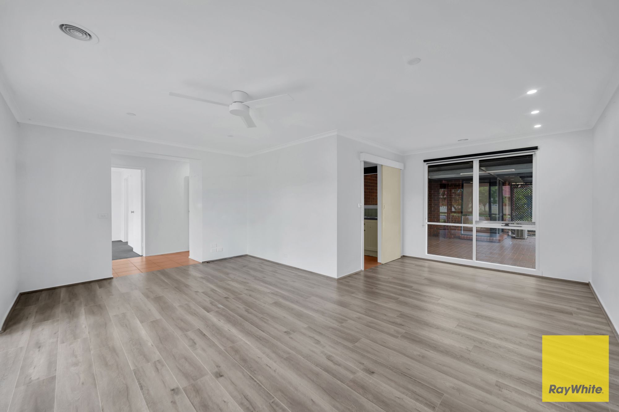 228 Bellbridge Drive — photo 7 of 30