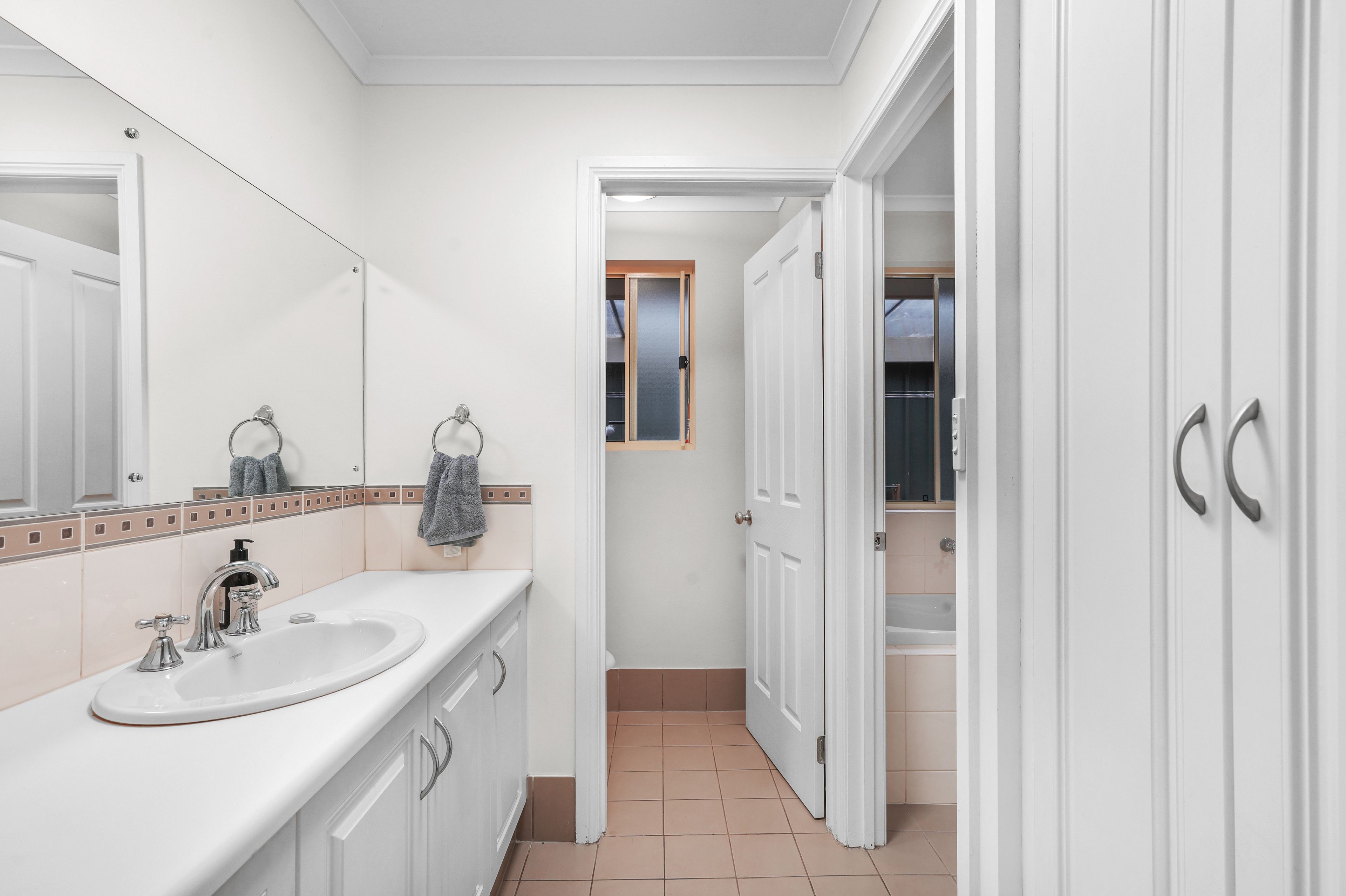 26 Falcon Drive — photo 10 of 14