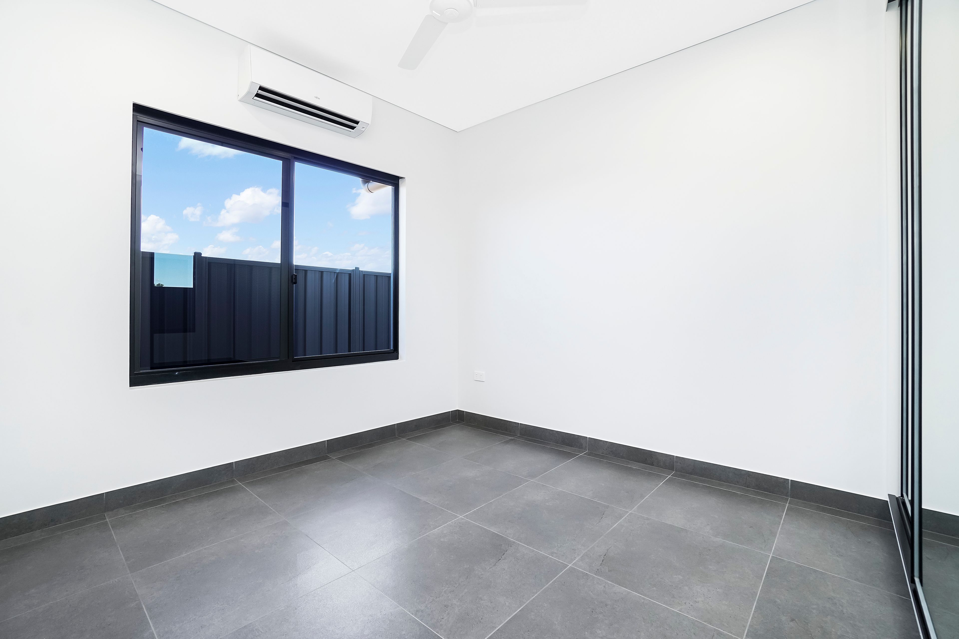 17 Letts Crescent — photo 15 of 19