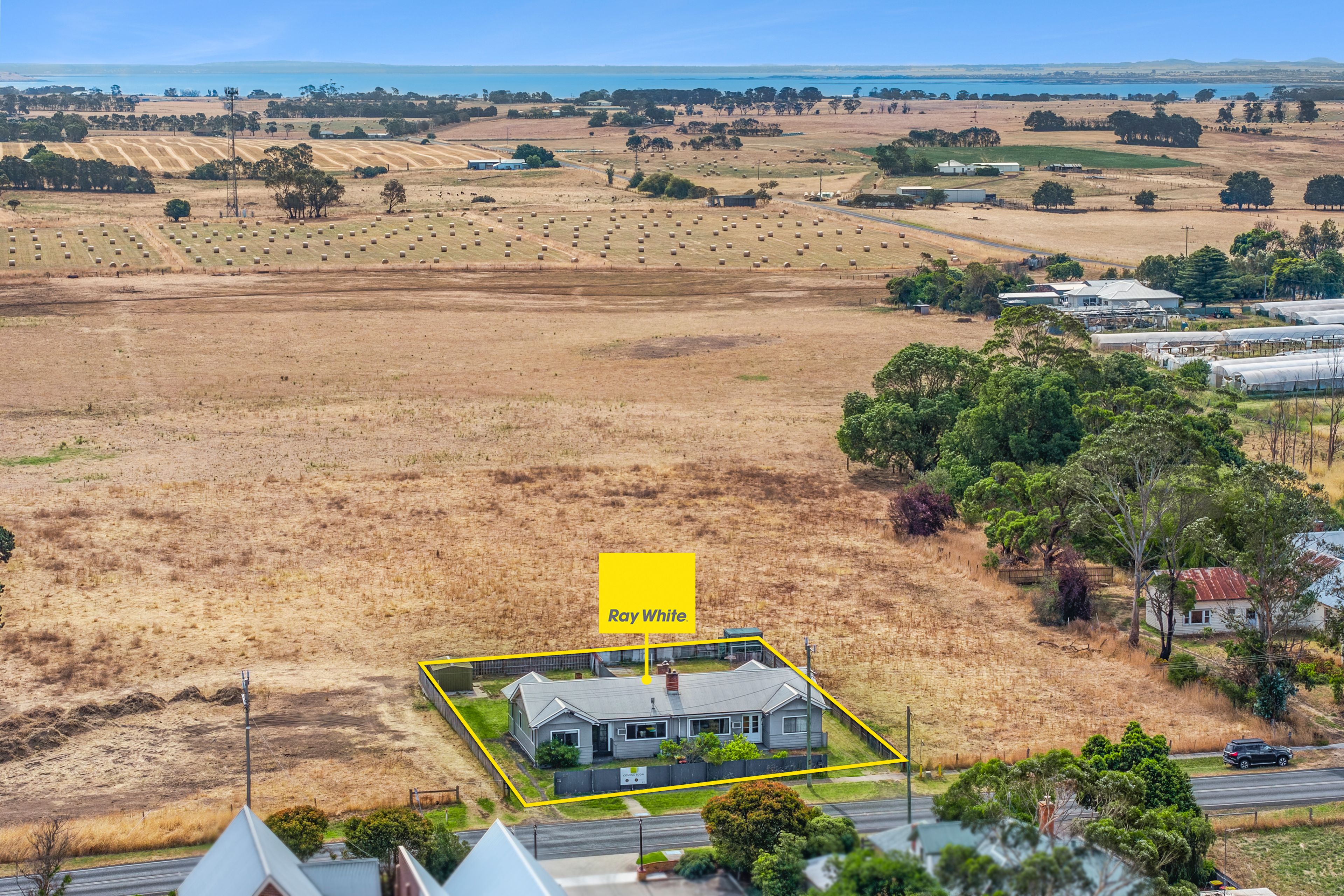 521-523 Corangamite Lake Road, Cororooke, VIC 3254