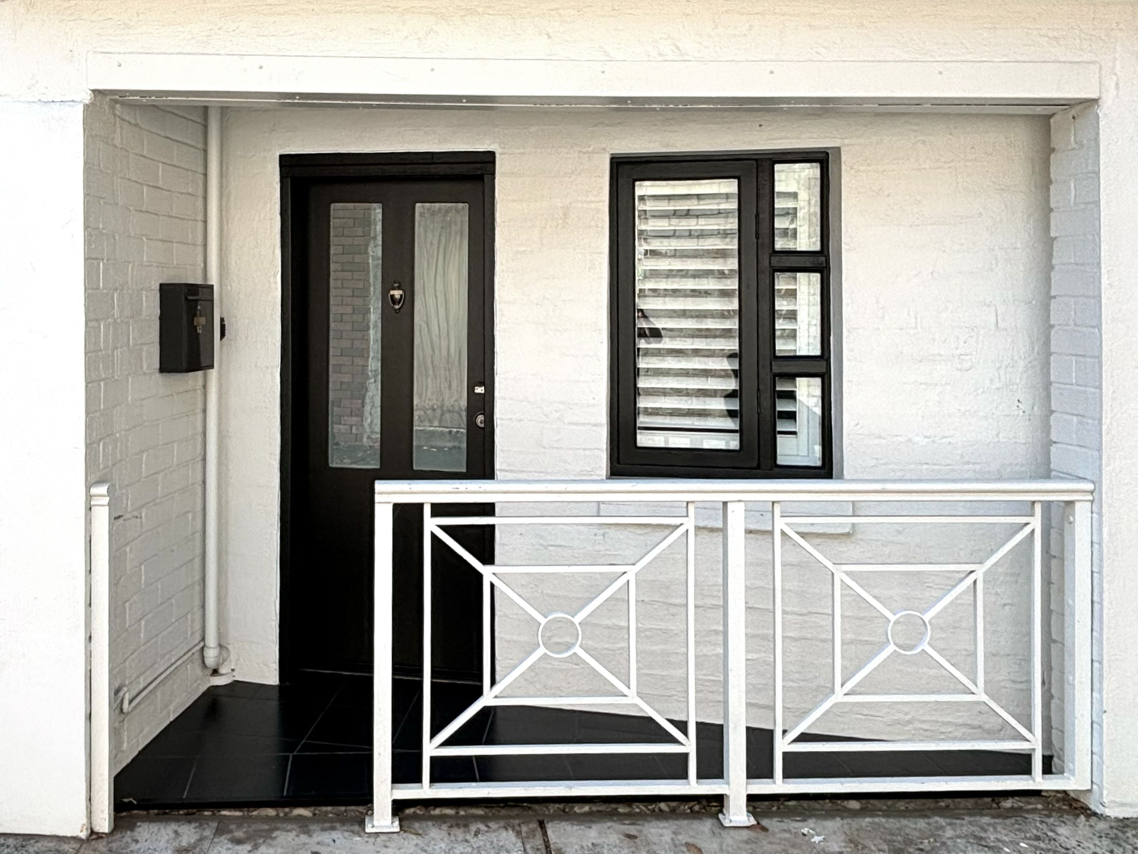 13 Victoria Street — photo 8 of 9