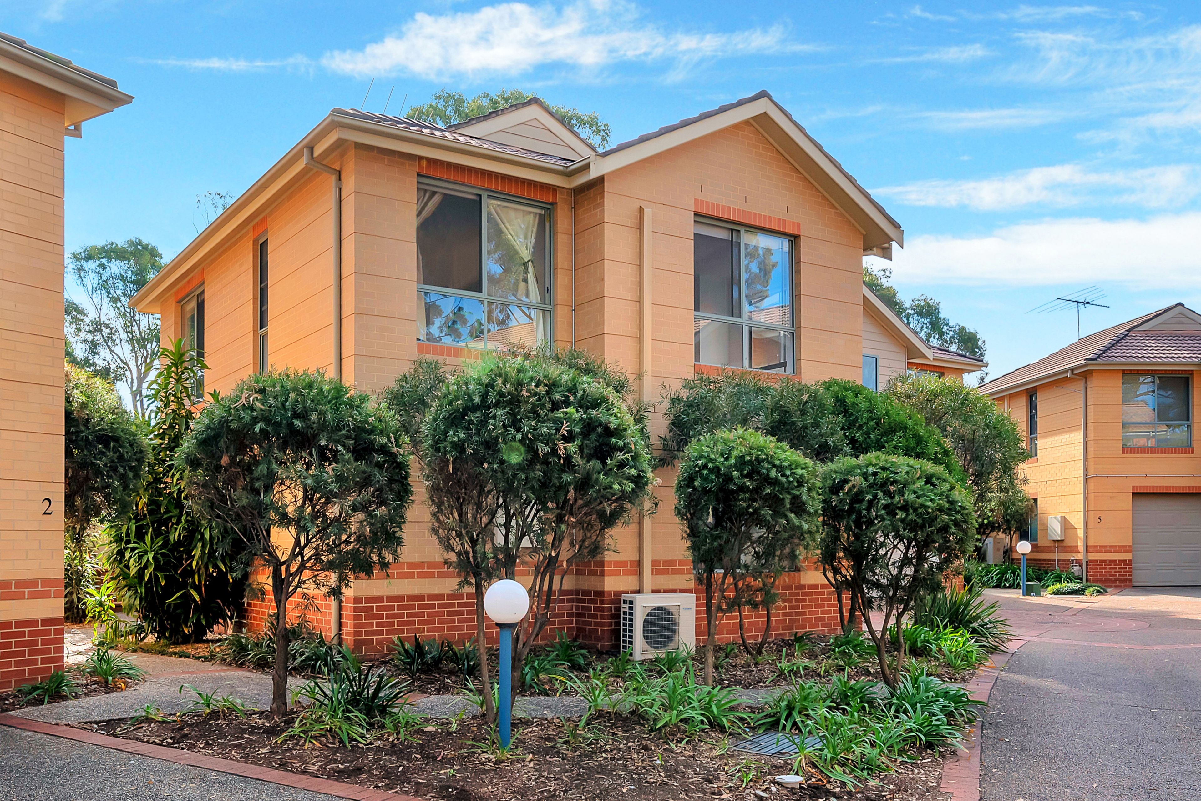 11 Armata Court