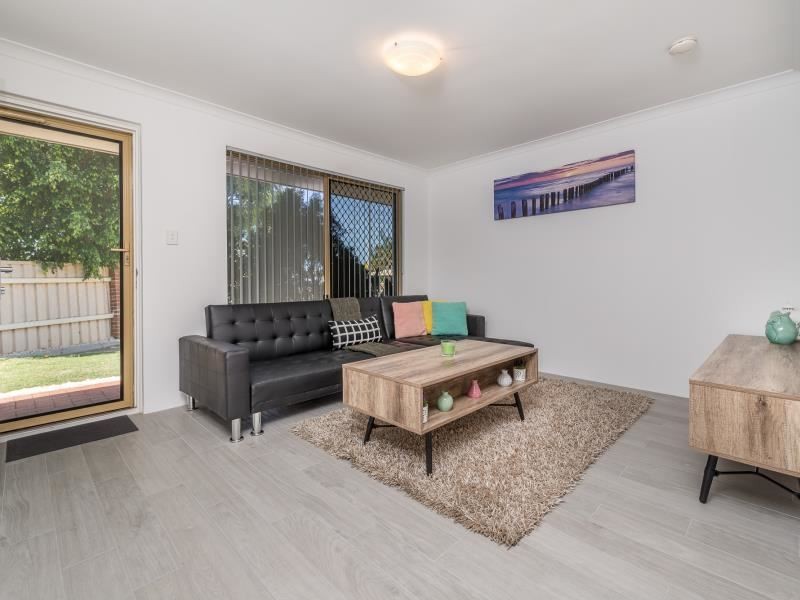 10 Monstera Court, Alexander Heights, WA 6064