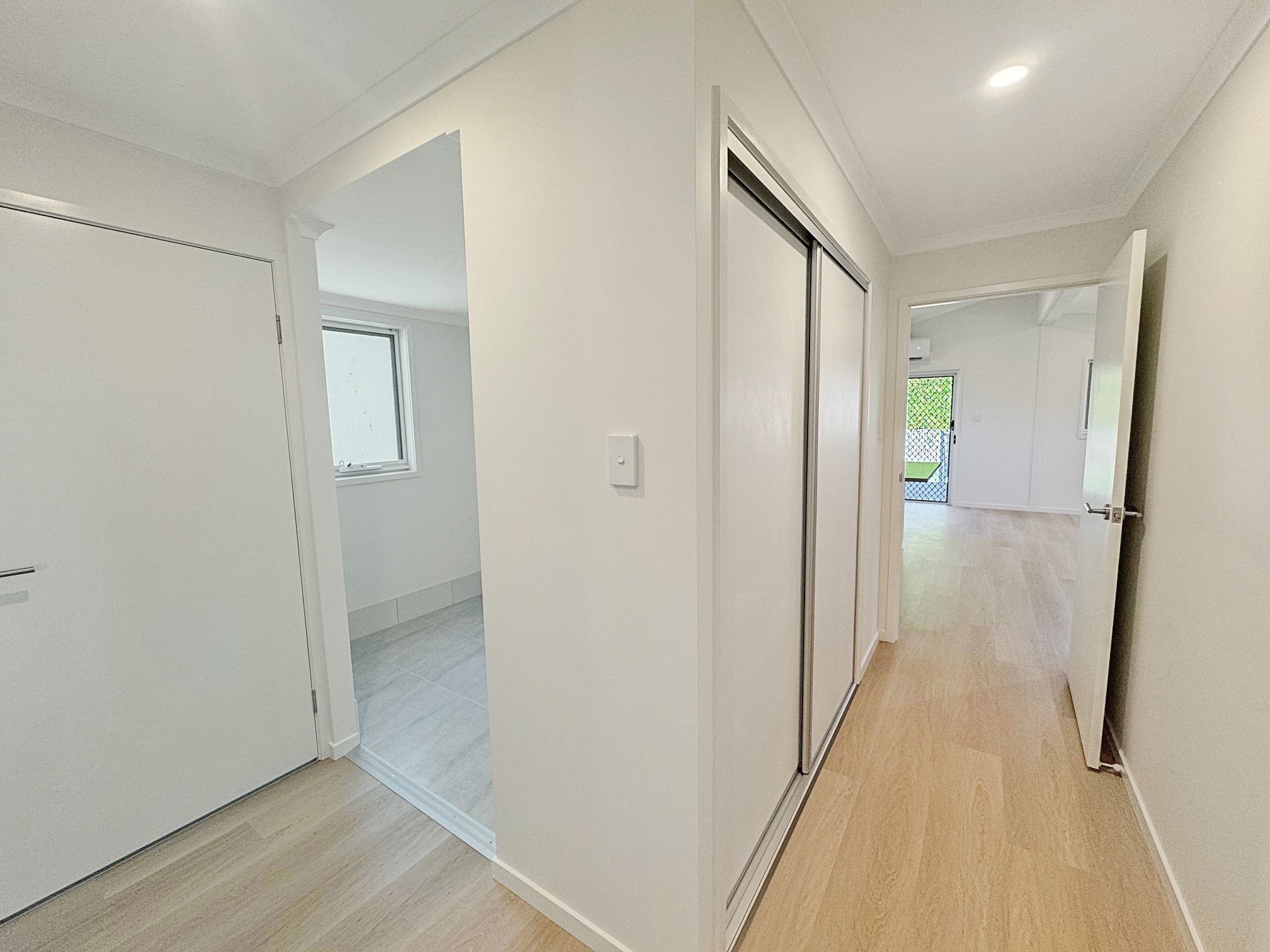 73B Wilson Street — photo 12 of 14
