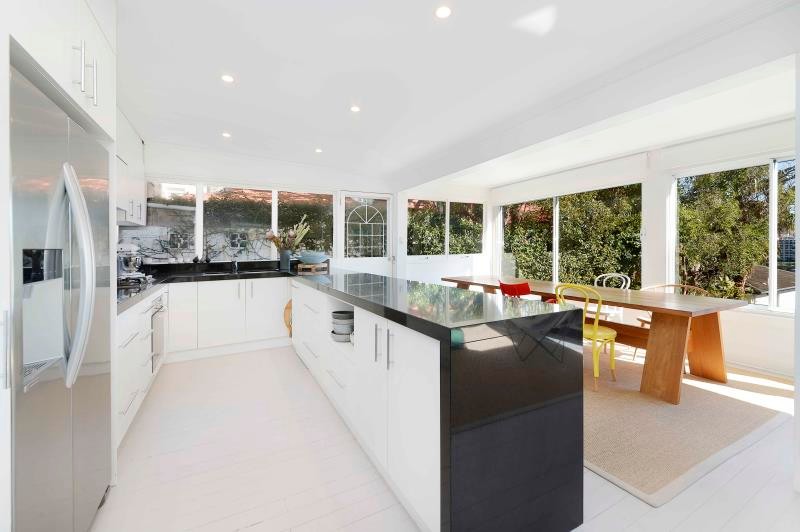 1/3 Yarranabbe Road, Darling Point, NSW 2027