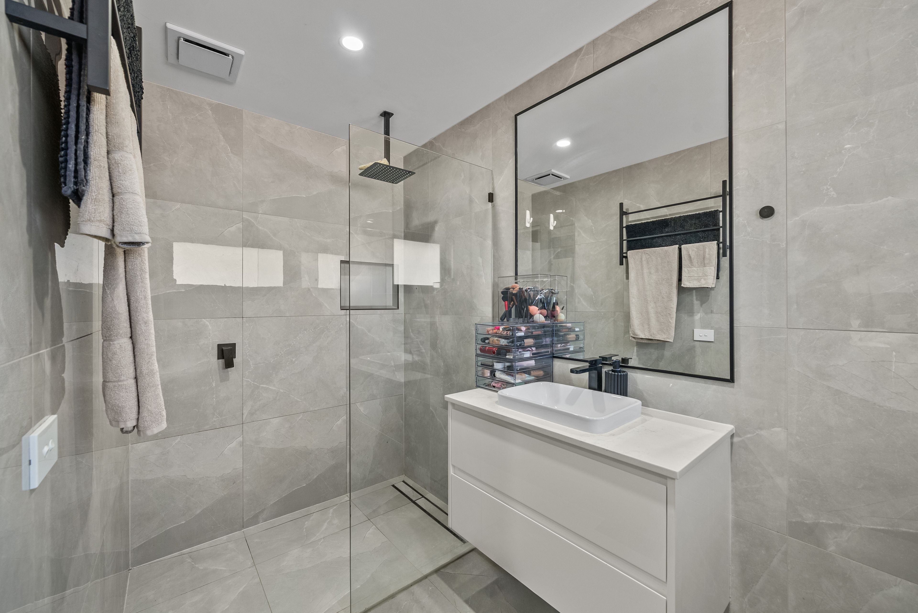 4 Aldergate Court — photo 8 of 14