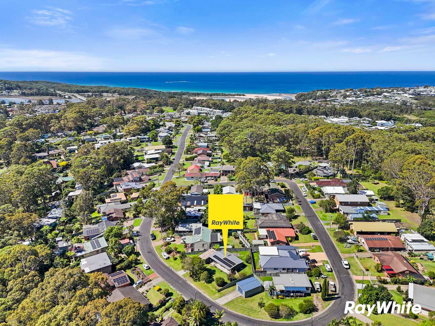 18 Wyoming Avenue, Burrill Lake NSW 2539
