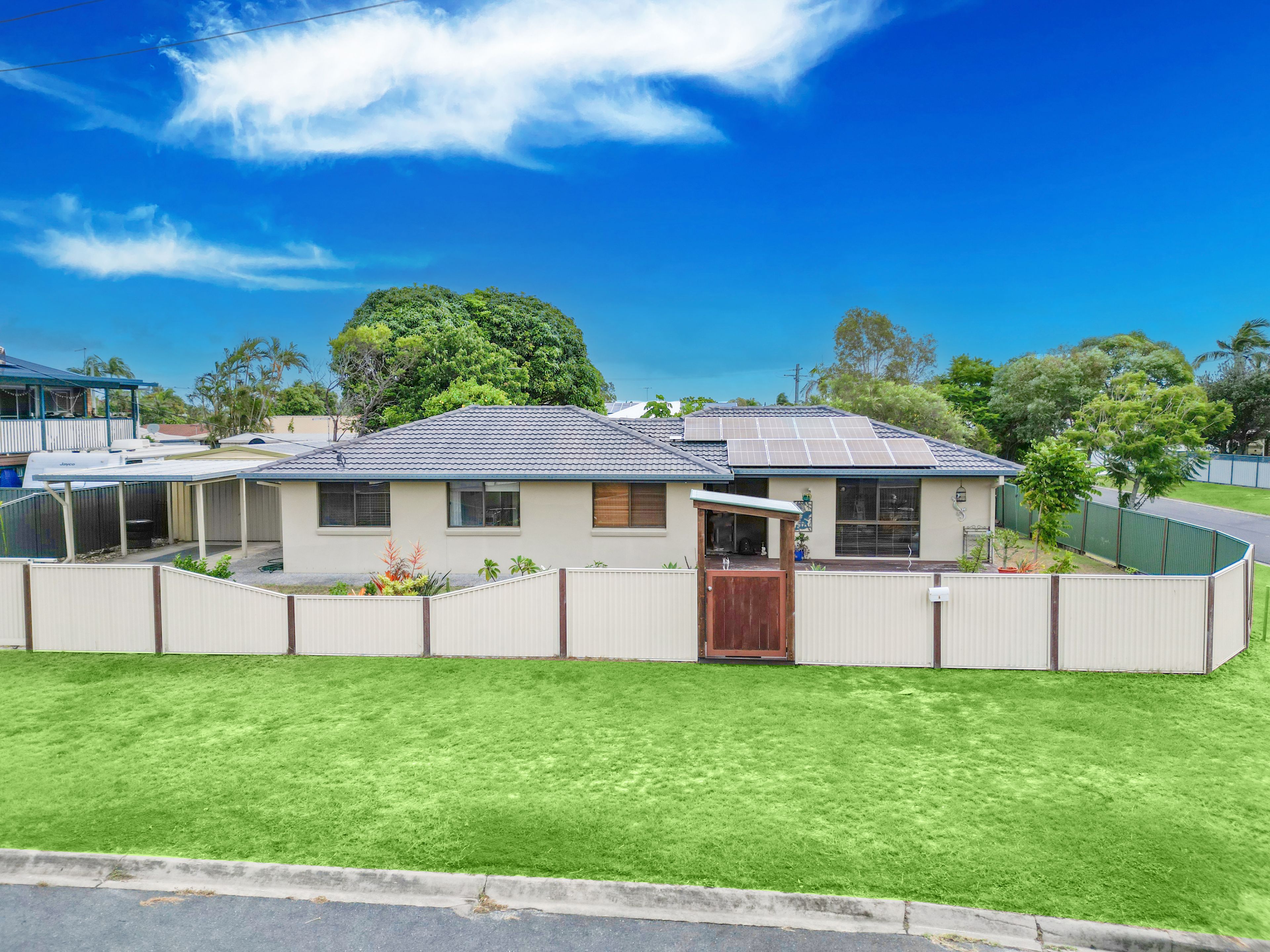6 Frederick Street, Banksia Beach QLD 4507