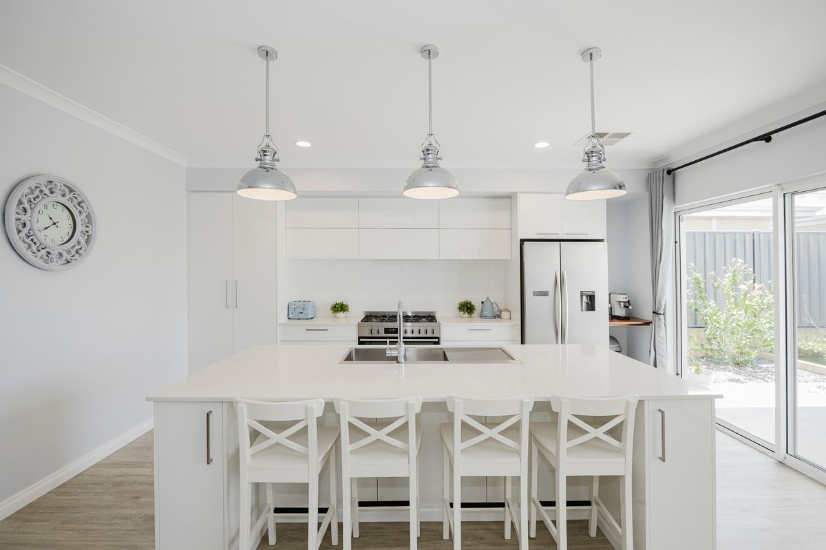 6 Artisan Road, Yanchep, WA 6035