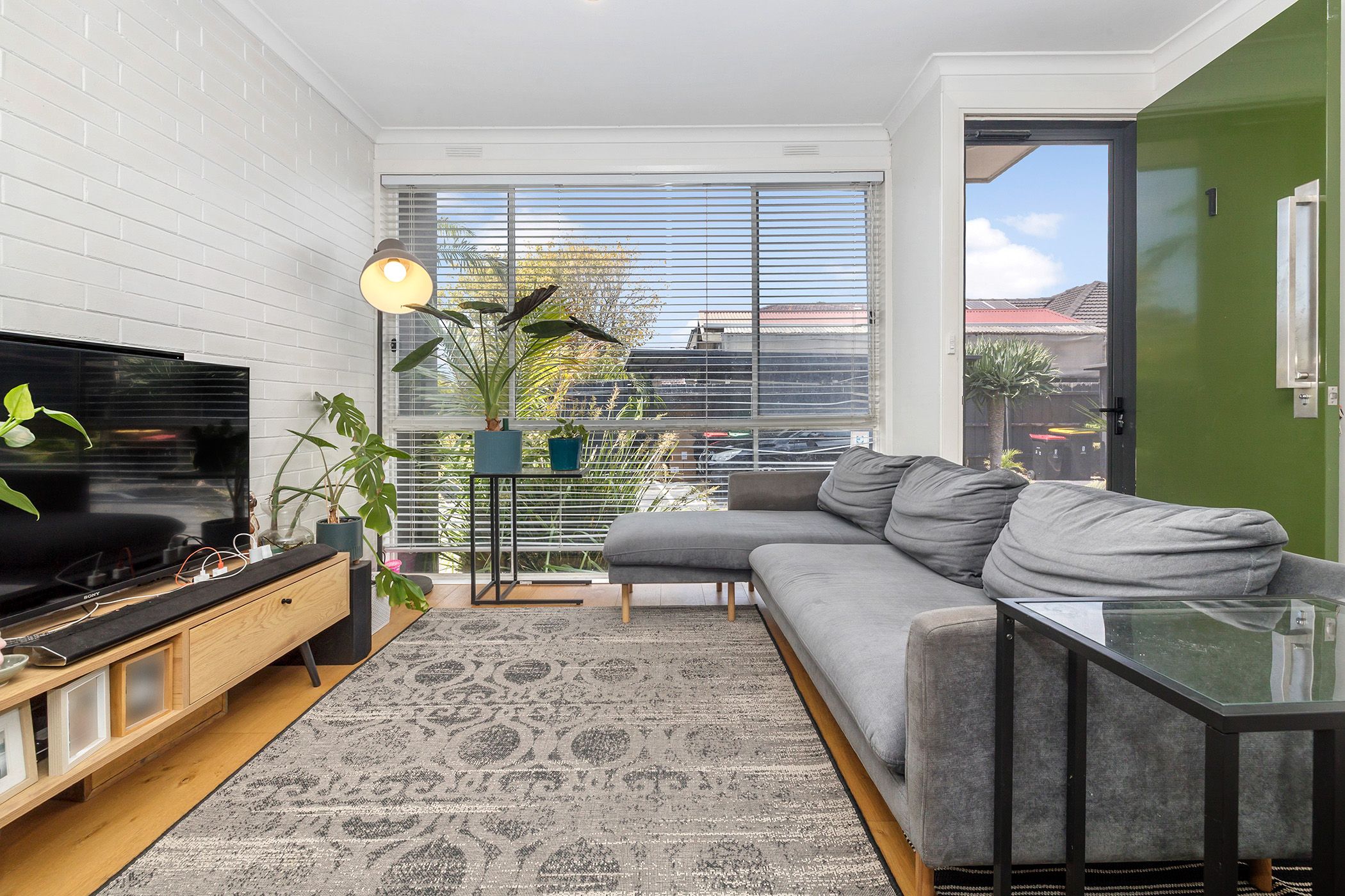 1/2 Ashmore Avenue, Mordialloc, VIC 3195