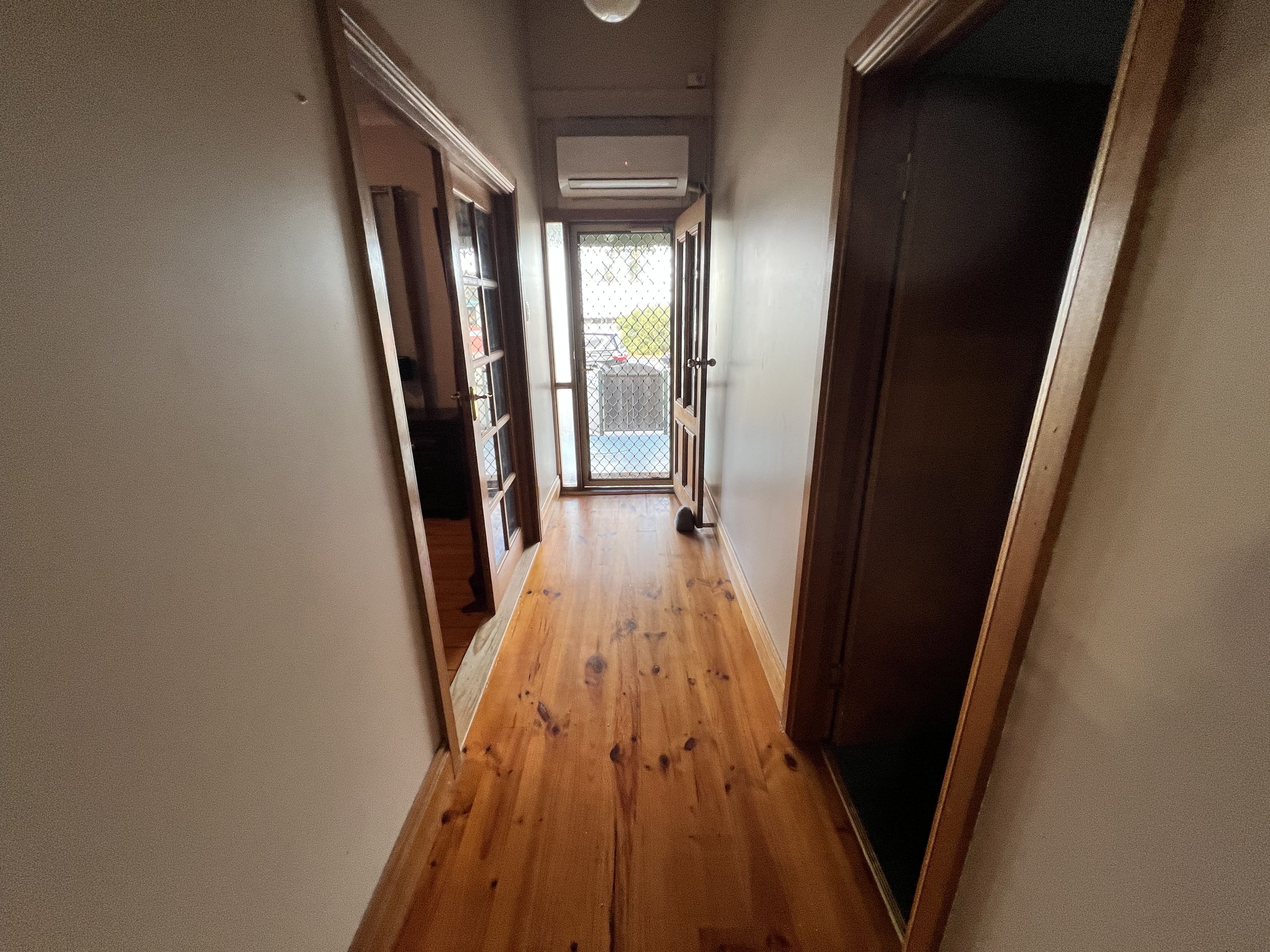 184 Ryan Street — photo 3 of 12