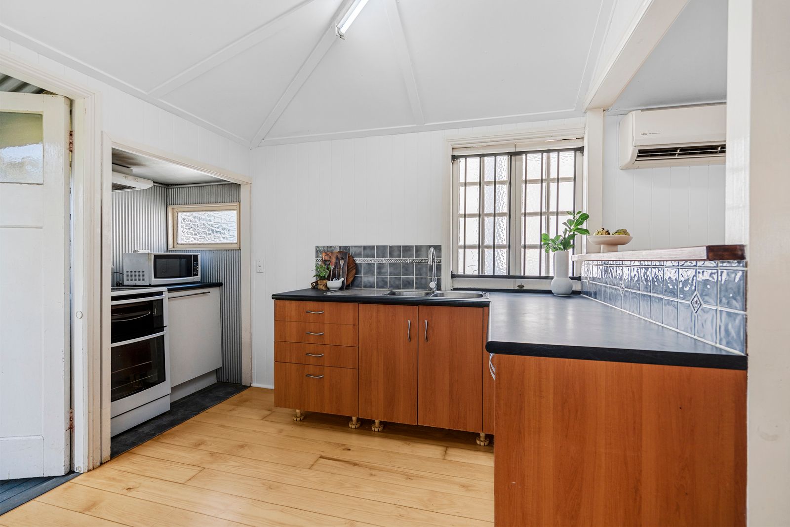 57 Bower Street — photo 7 of 21