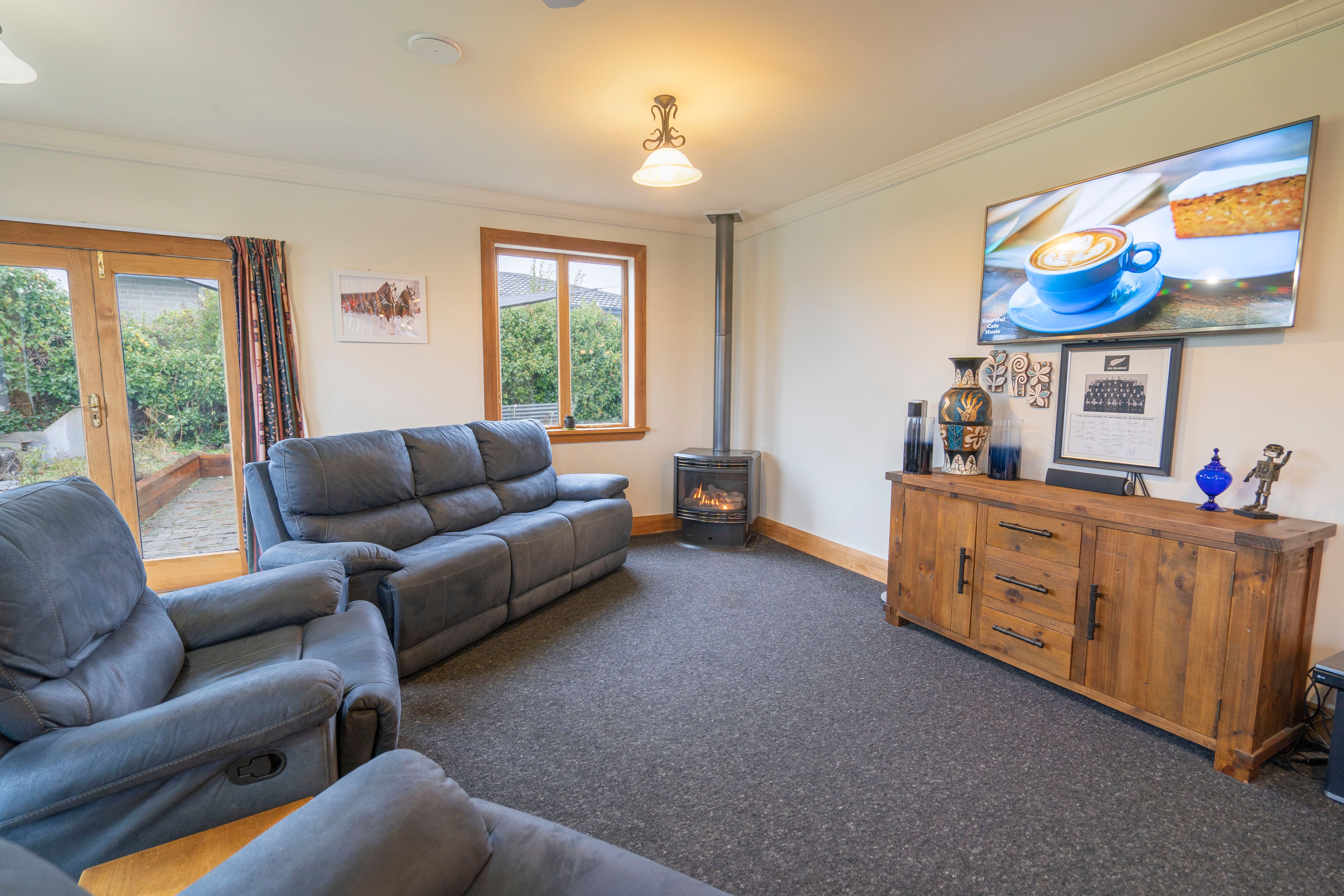 18 Albert Street, Winton, Southland District