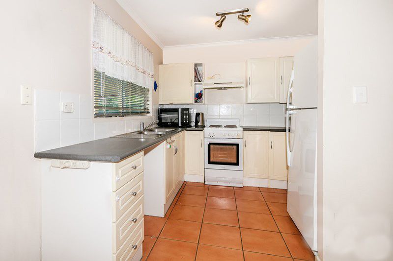 9 Clonmel Street, Regents Park, QLD 4118