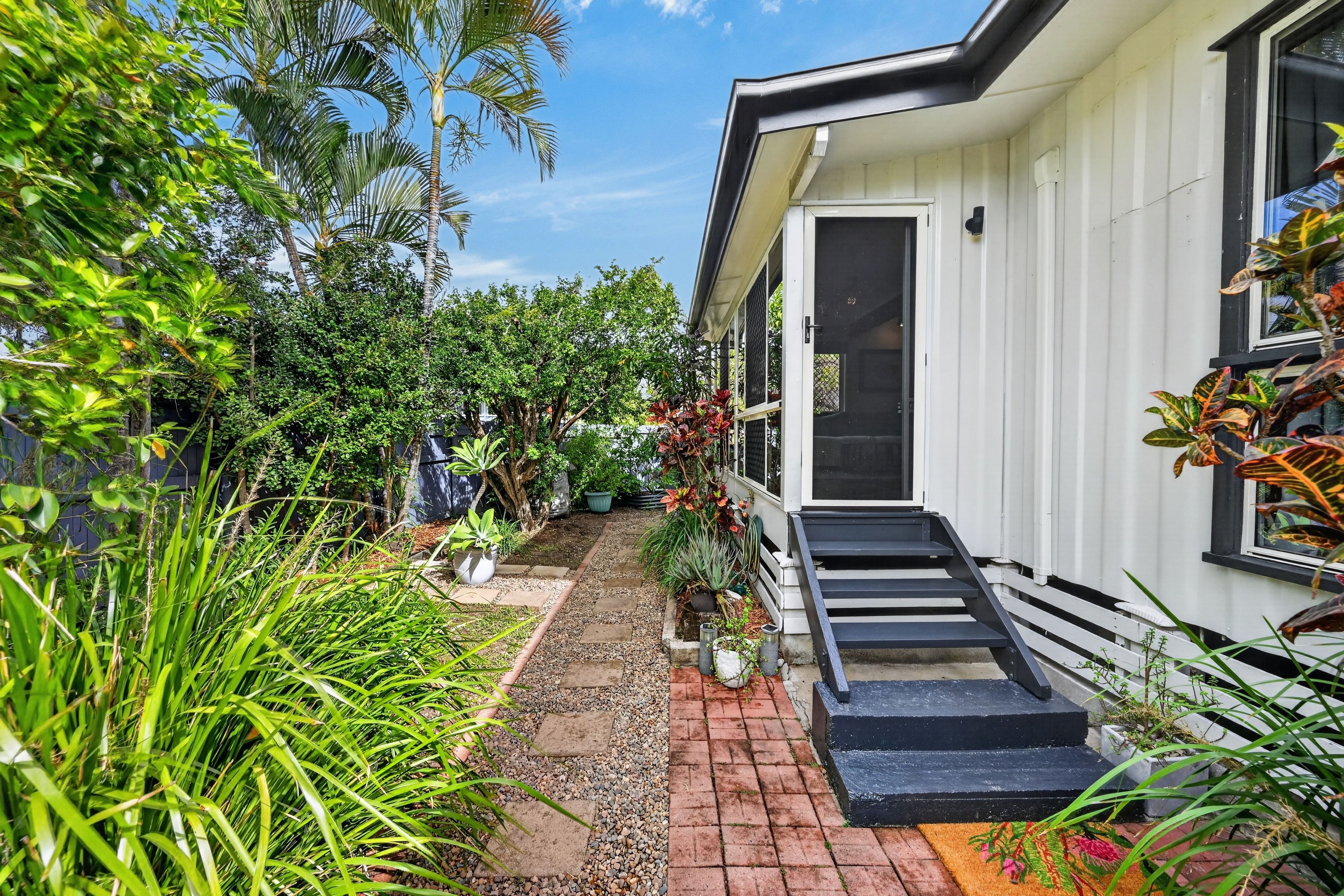 2 Gosper Street, Vincent, QLD 4814