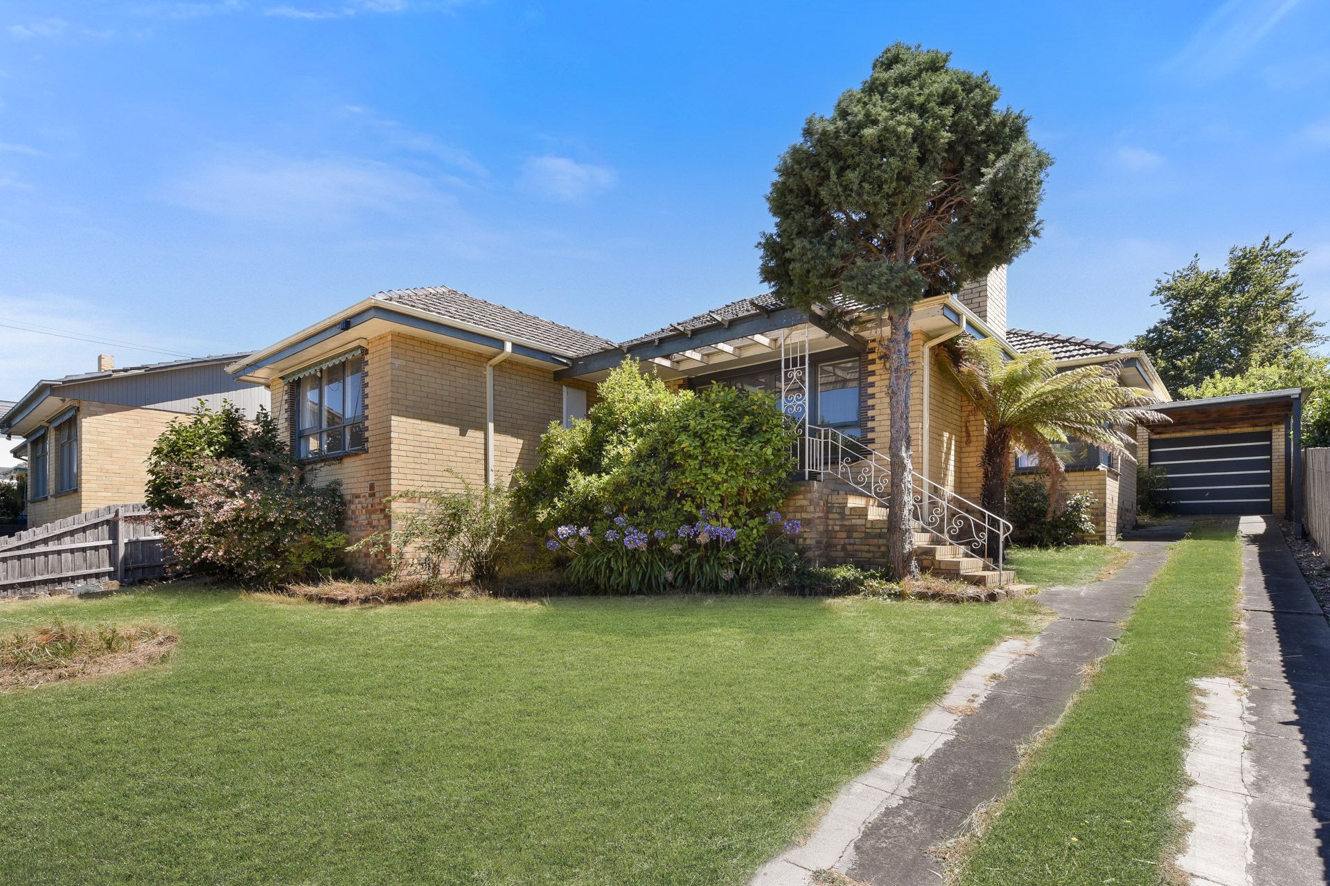 43 Stocks Road, Mount Waverley, VIC 3149