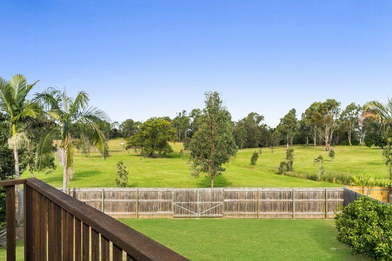10 Neata Street, Corinda, QLD 4075