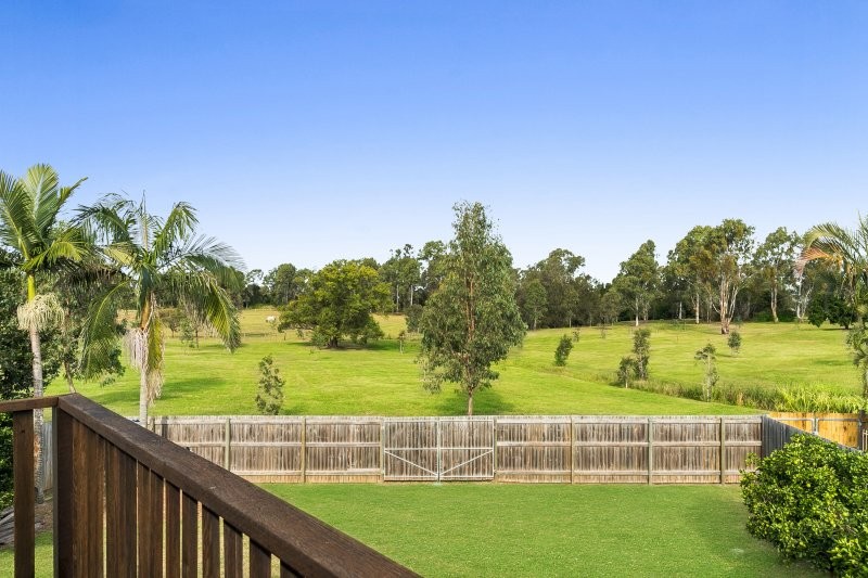 10 Neata Street, Corinda, QLD 4075