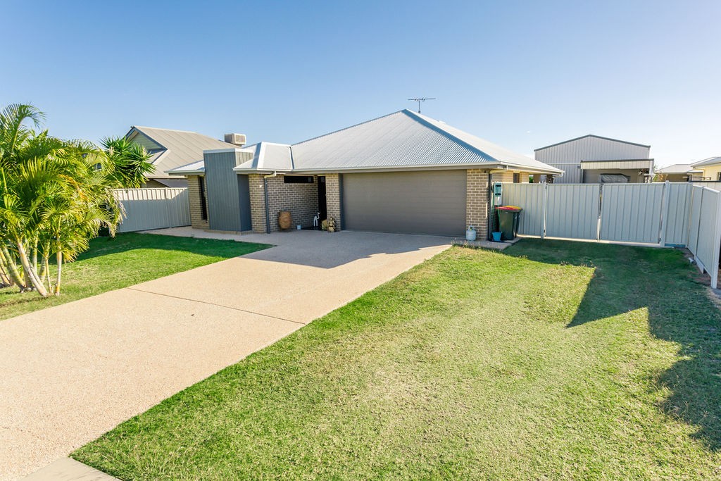 15 Glovar Street, Emerald, QLD 4720