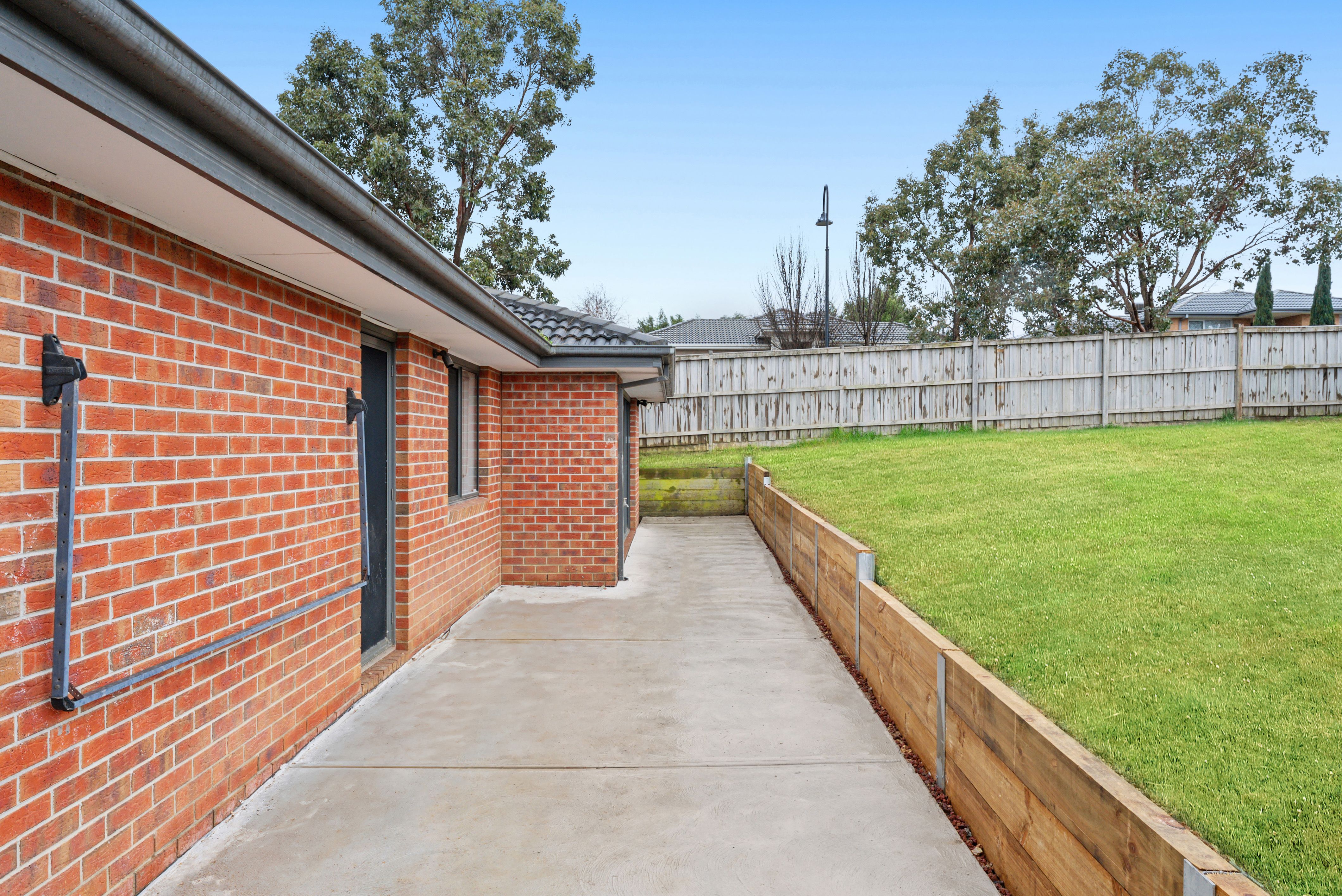 8 Boronia Avenue — photo 13 of 15