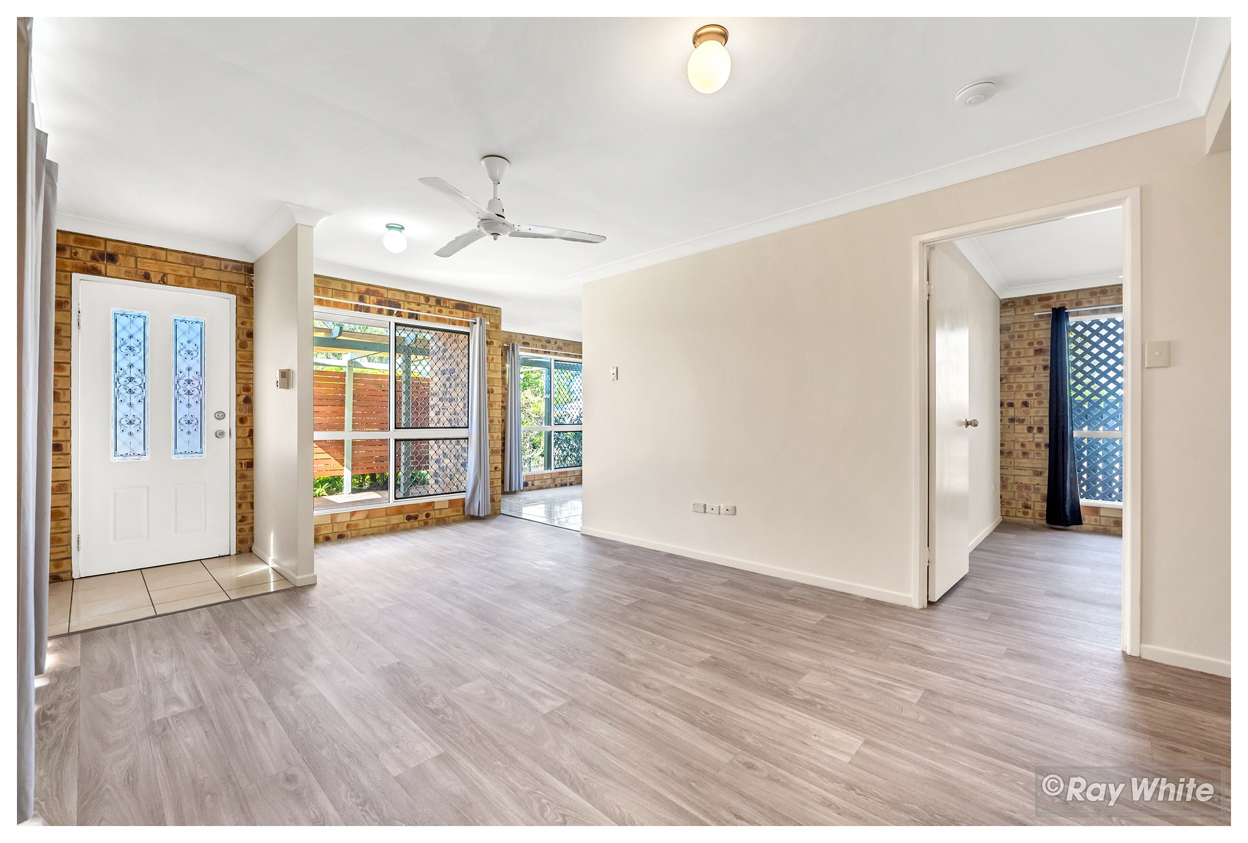 1/3 Catt Crescent, Kawana, QLD 4701