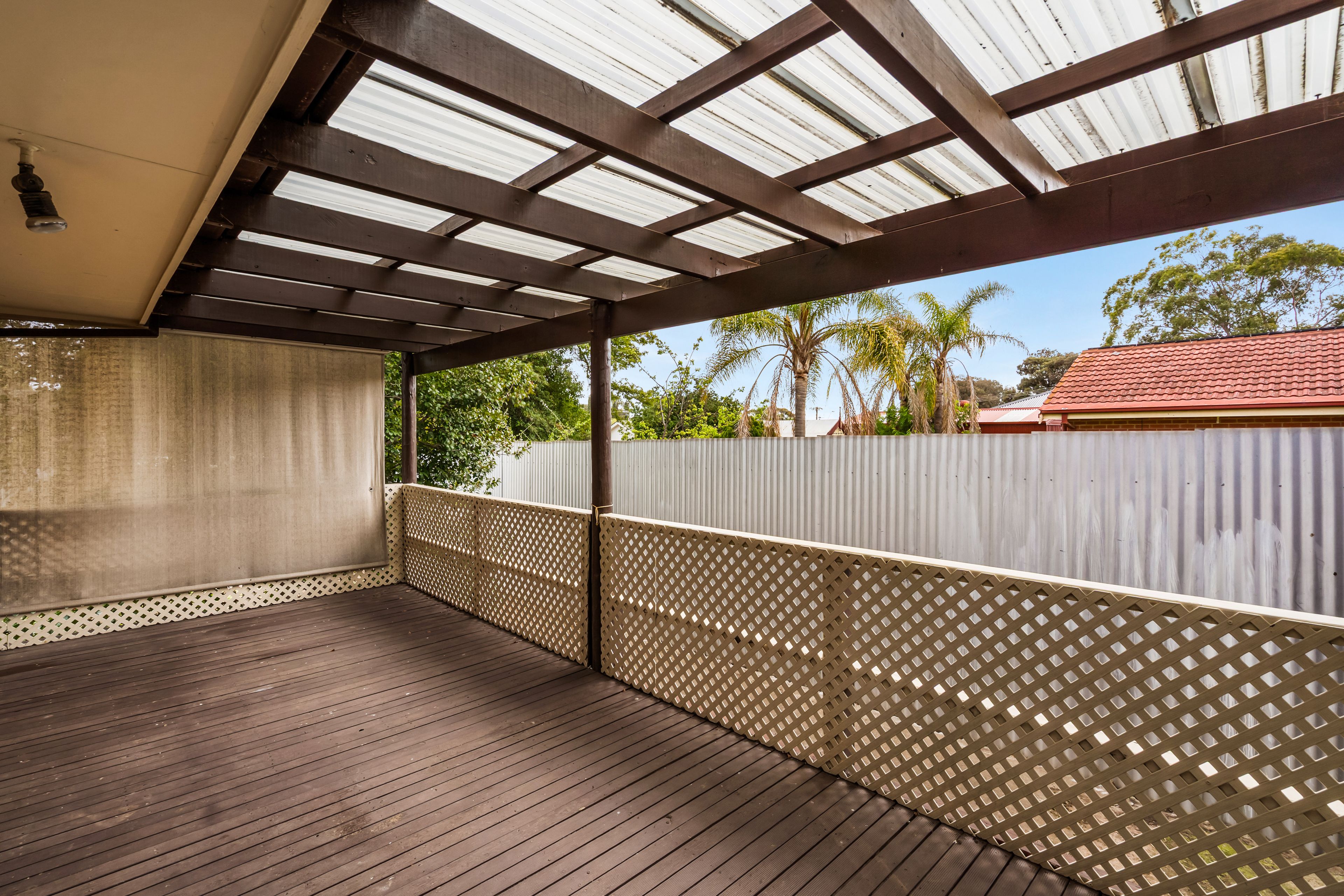 8 Verdon Drive — photo 19 of 28