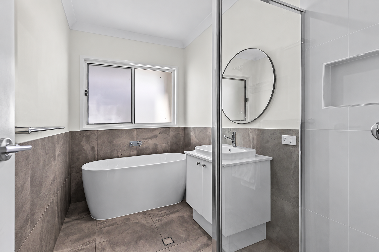 52 Paperbark Street — photo 14 of 17