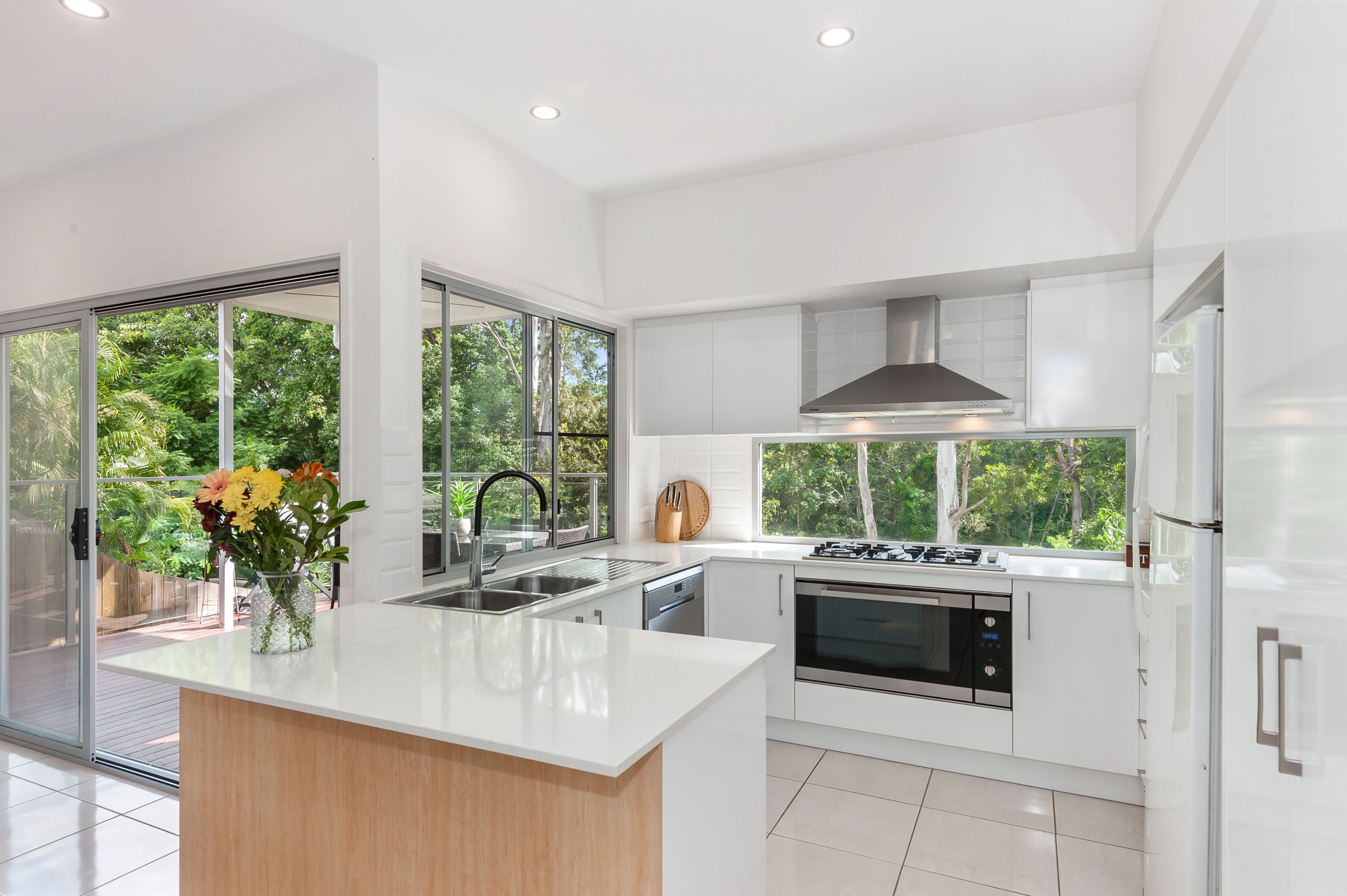 25 Kate Street, Indooroopilly, QLD 4068