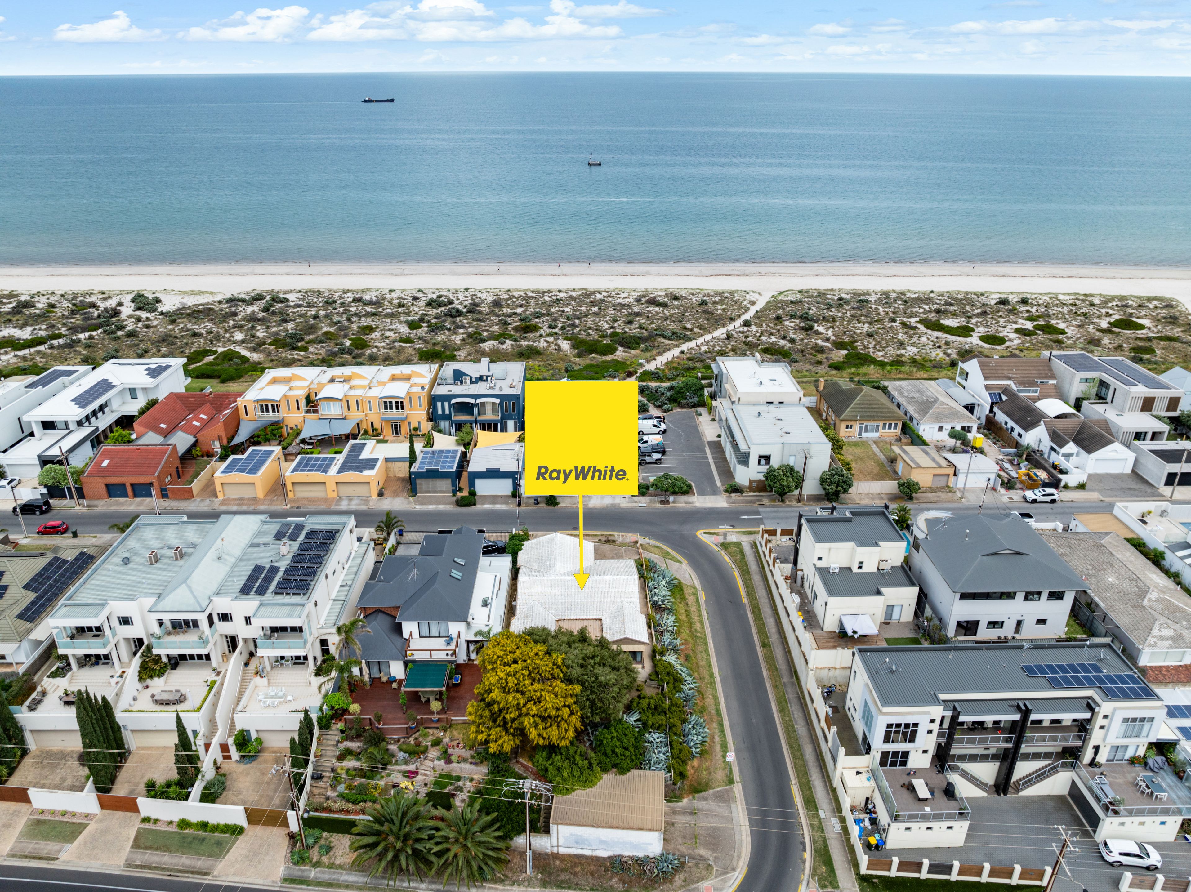 40 Seaview Road, Tennyson, SA 5022
