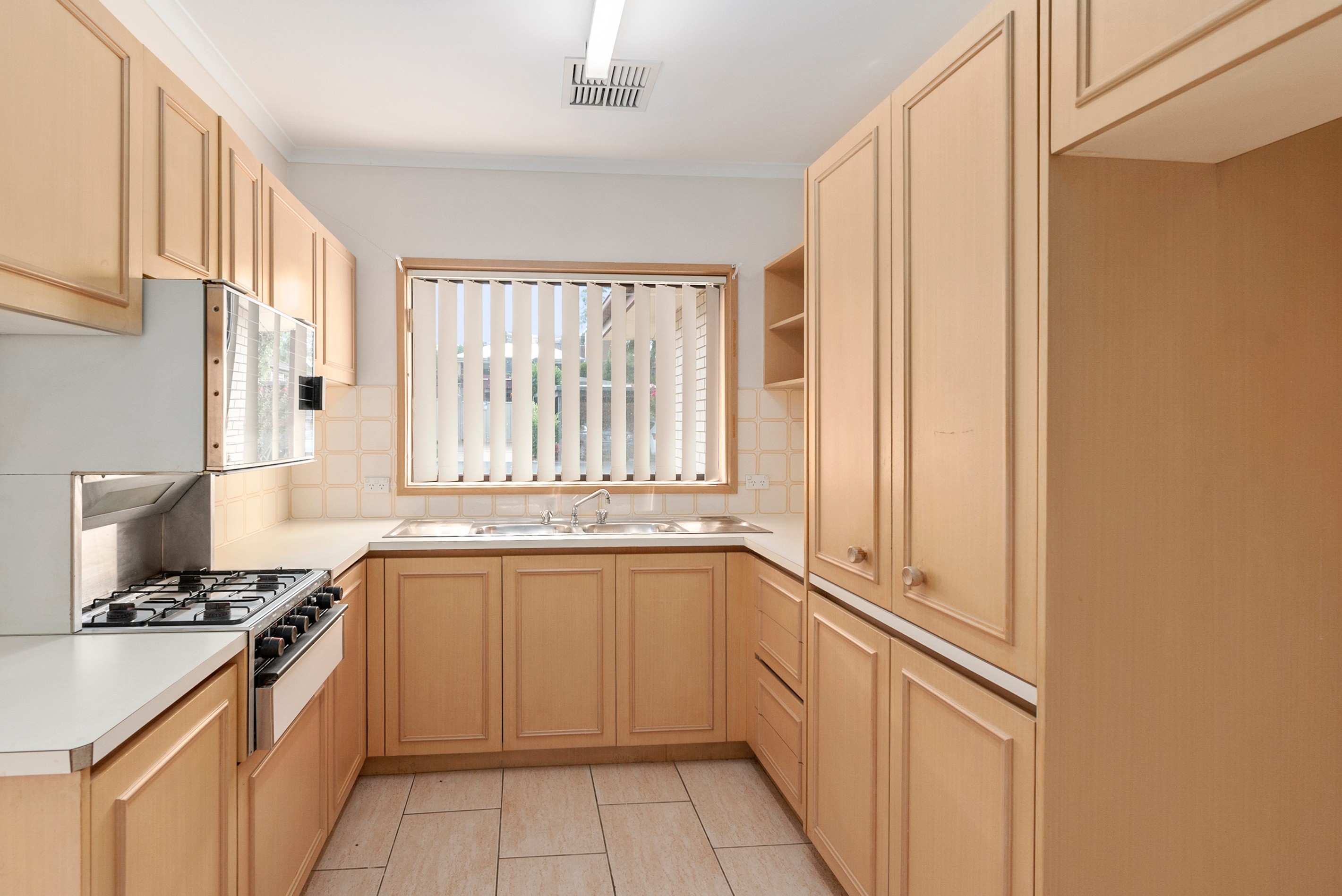 19/31 Crookston Drive, Camden South, NSW 2570