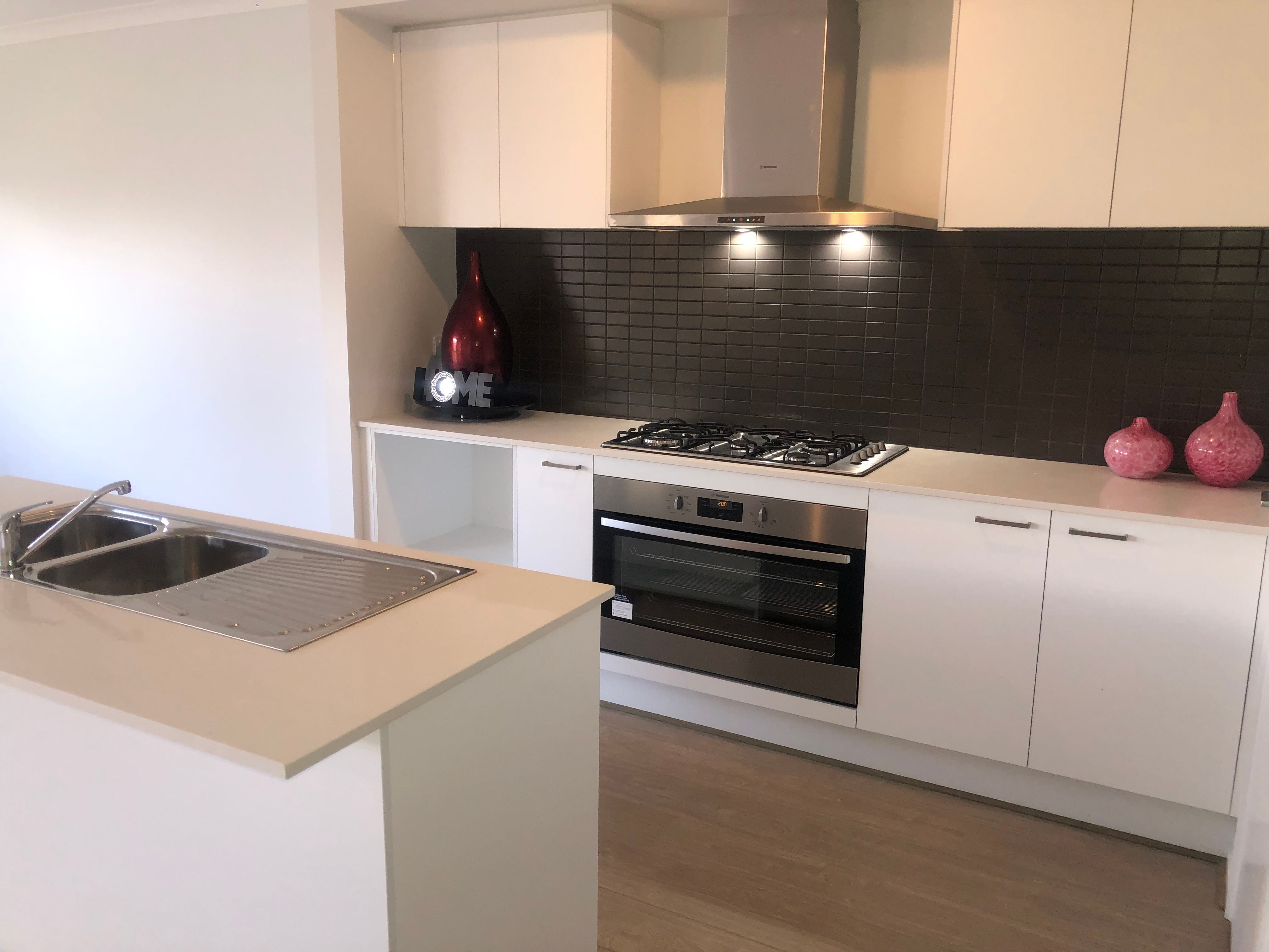 9 Madeira Drive, Clyde North, VIC 3978