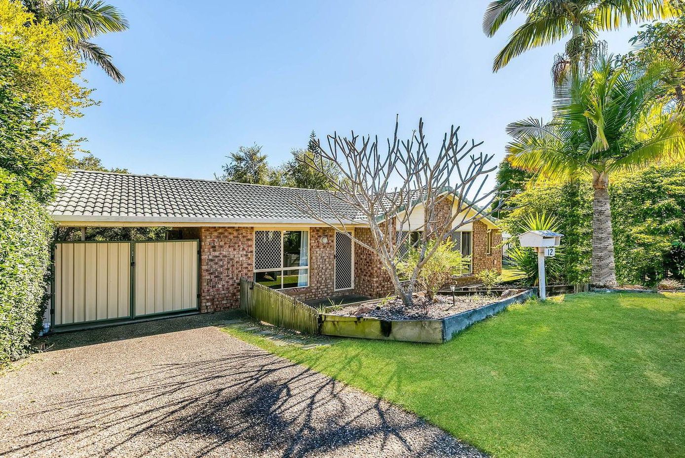 12 Billabong Court, Regents Park, QLD 4118
