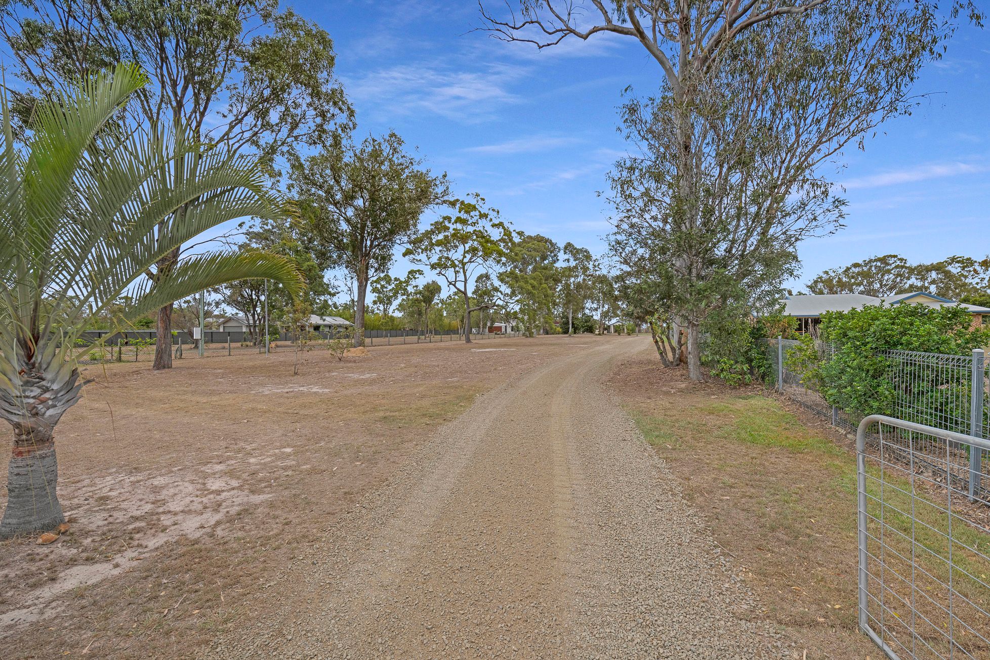 55 Park Estate Drive, Branyan, QLD 4670