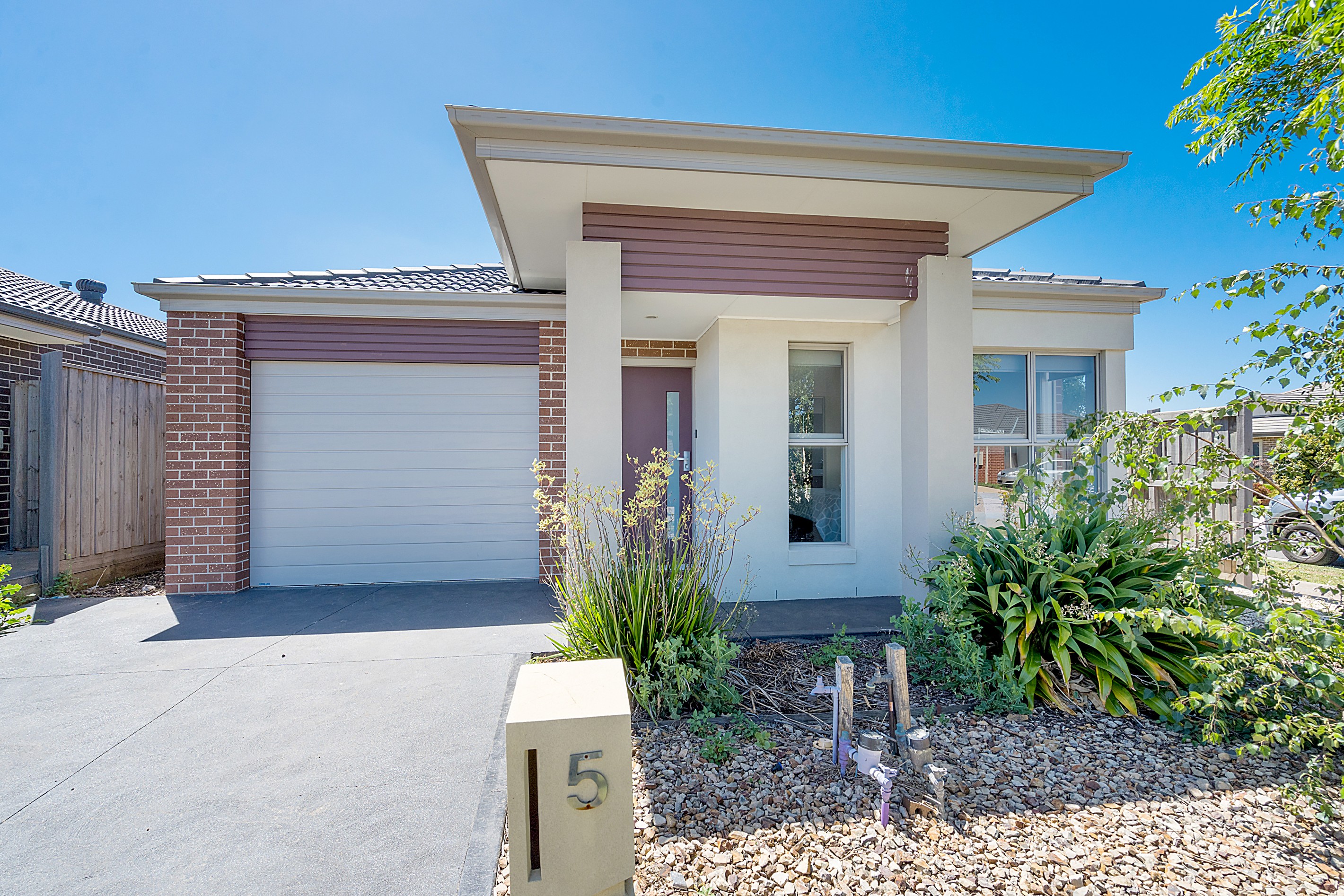 5 Silverwood Drive, Greenvale, VIC 3059