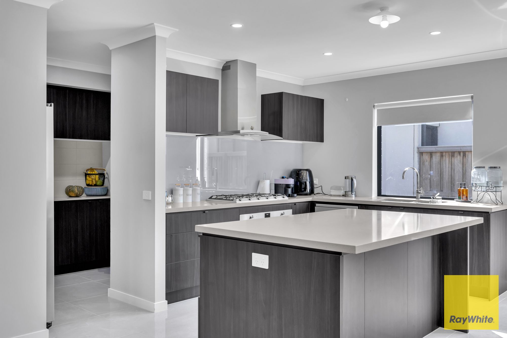 280 Spring Street — photo 13 of 24