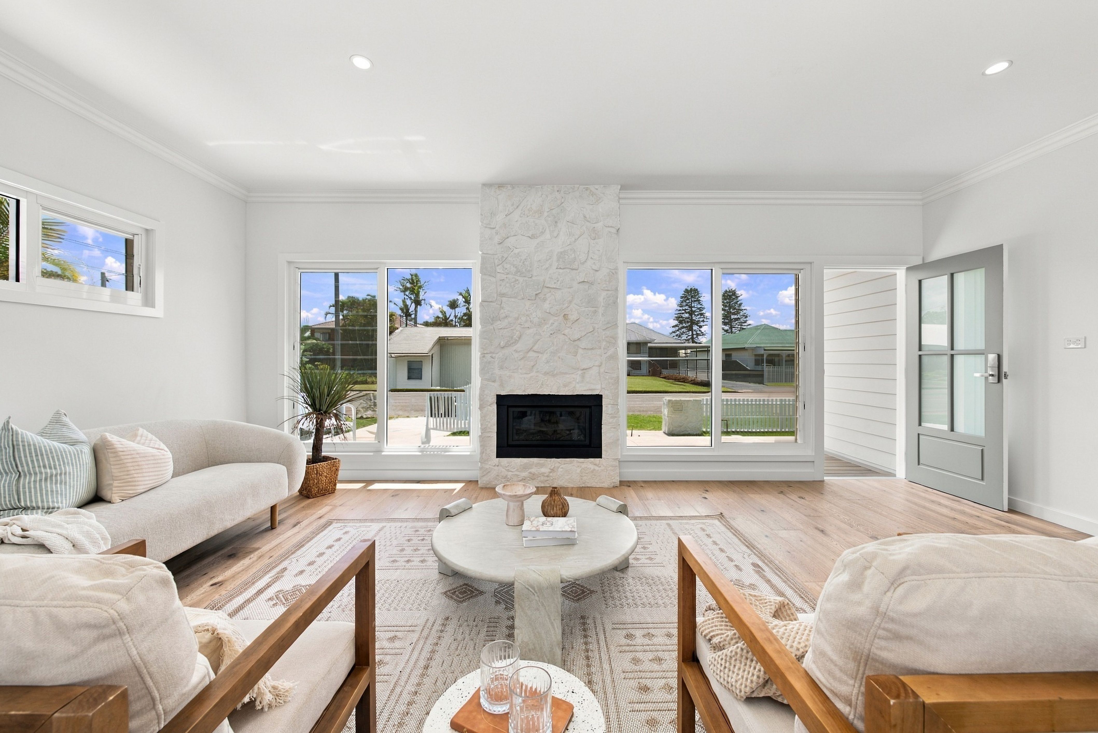 28 Maneela Street — photo 3 of 30