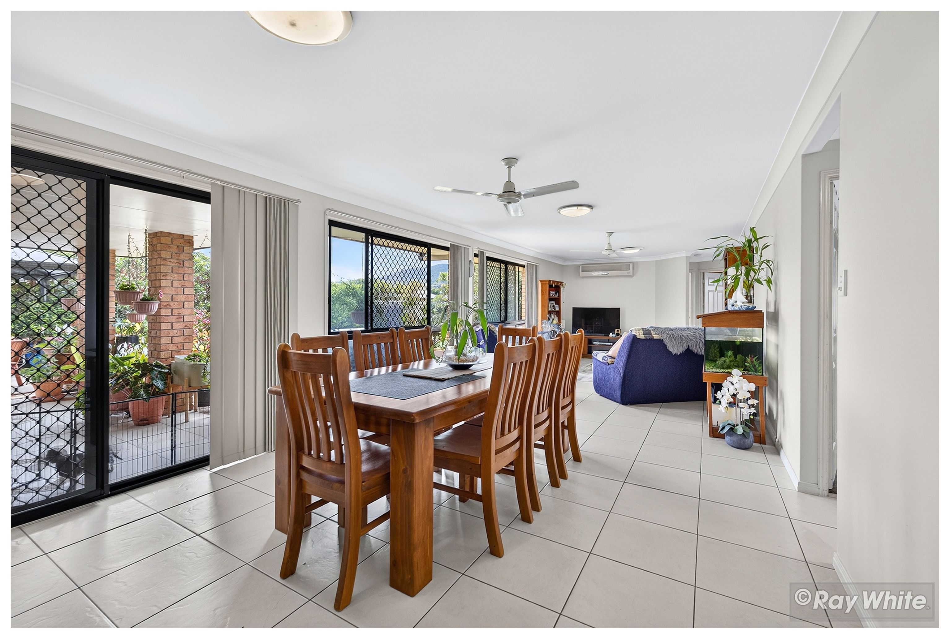1 Red Gum Court — photo 7 of 30