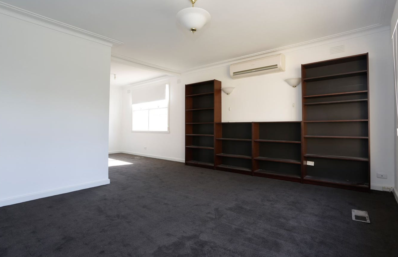 10 Hutchinson Street, Burwood East, VIC 3151
