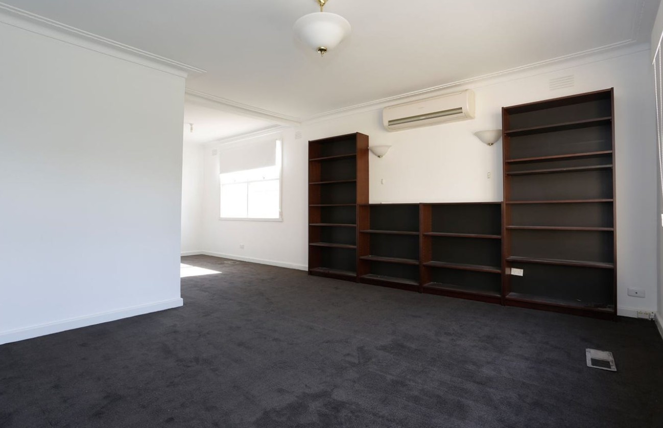 10 Hutchinson Street, Burwood East, VIC 3151