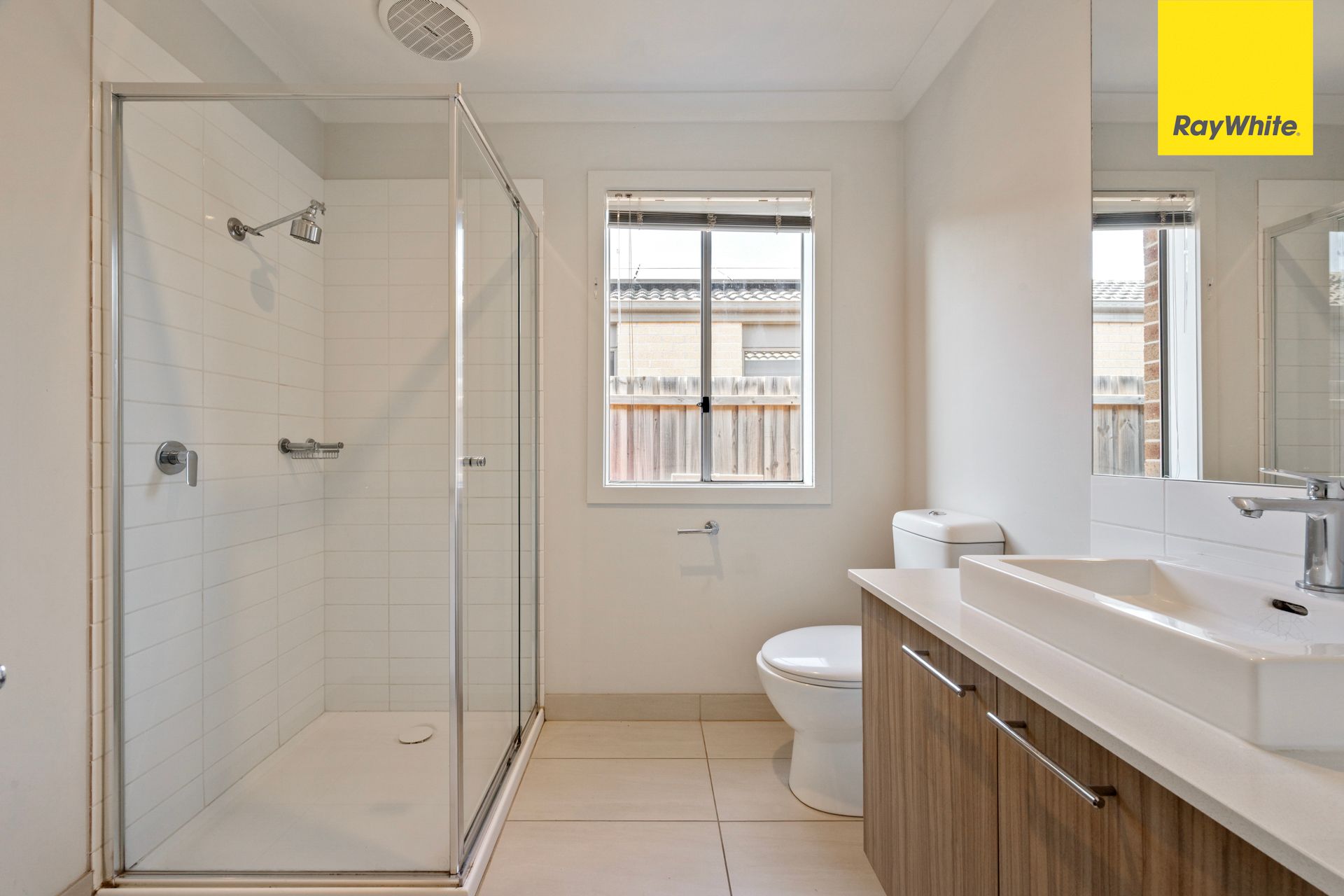13 Leon Drive — photo 3 of 13